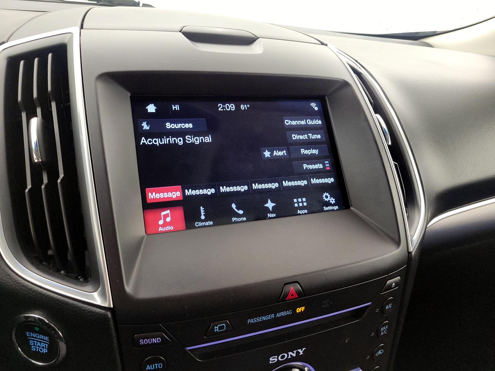 Thumbnail: 2016 Ford Edge - 16