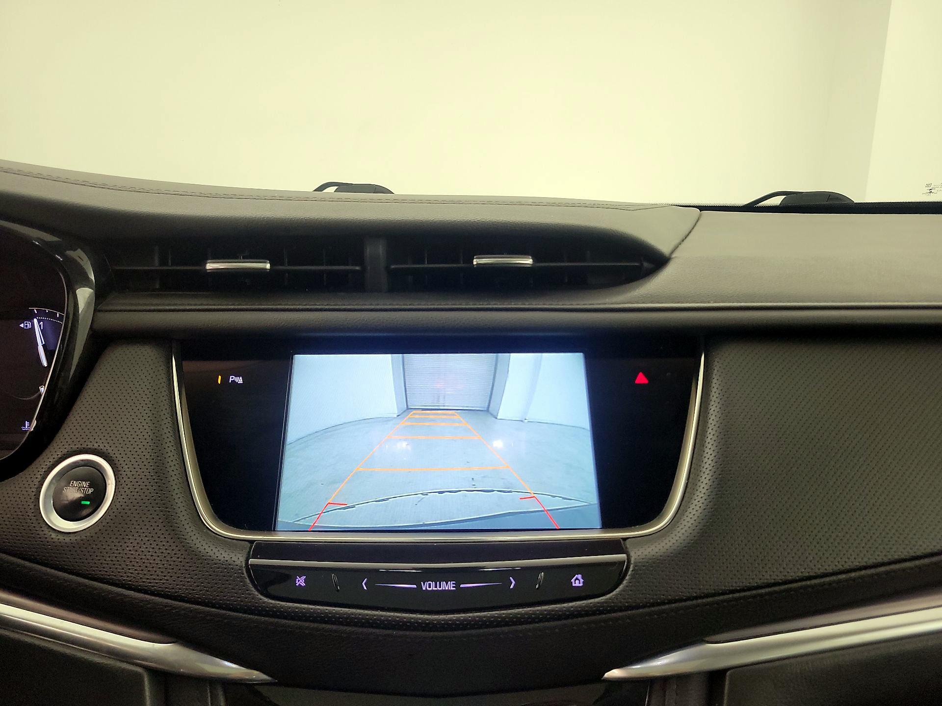 Thumbnail: 2017 Cadillac XT5 - 14