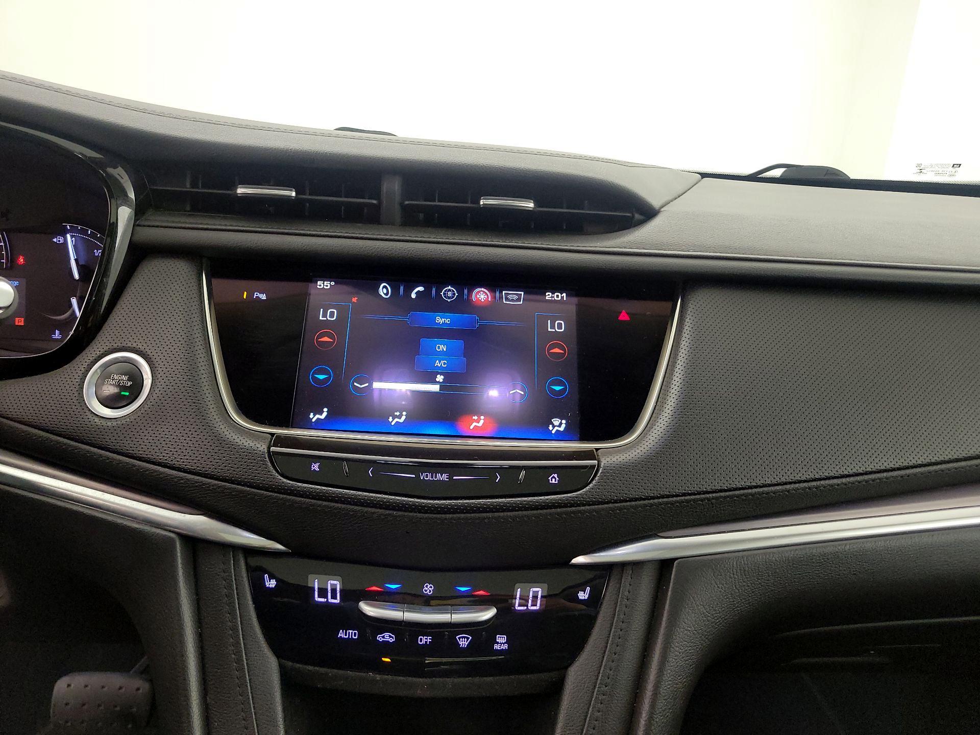 Thumbnail: 2017 Cadillac XT5 - 16