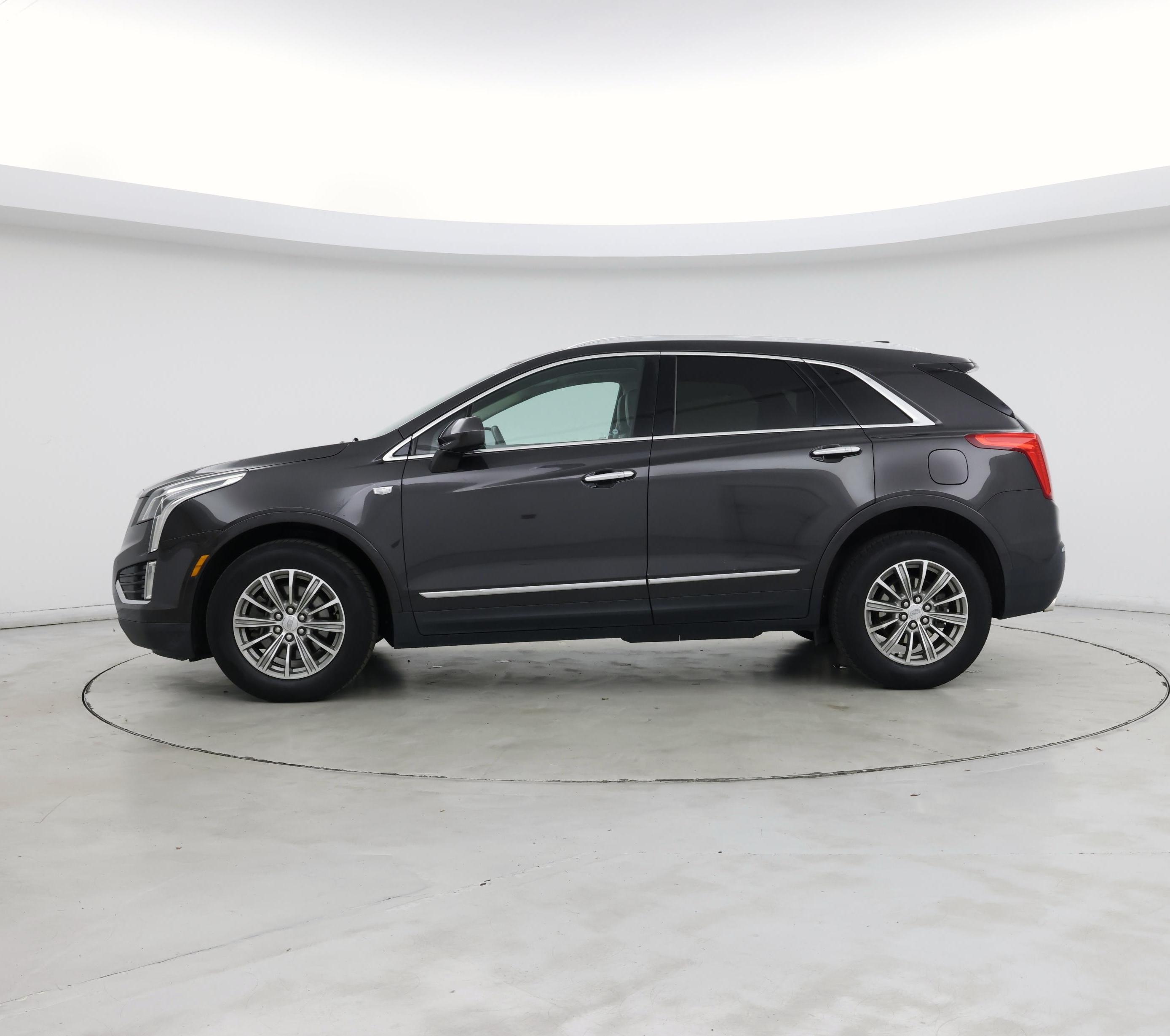 Thumbnail: 2017 Cadillac XT5 - 3