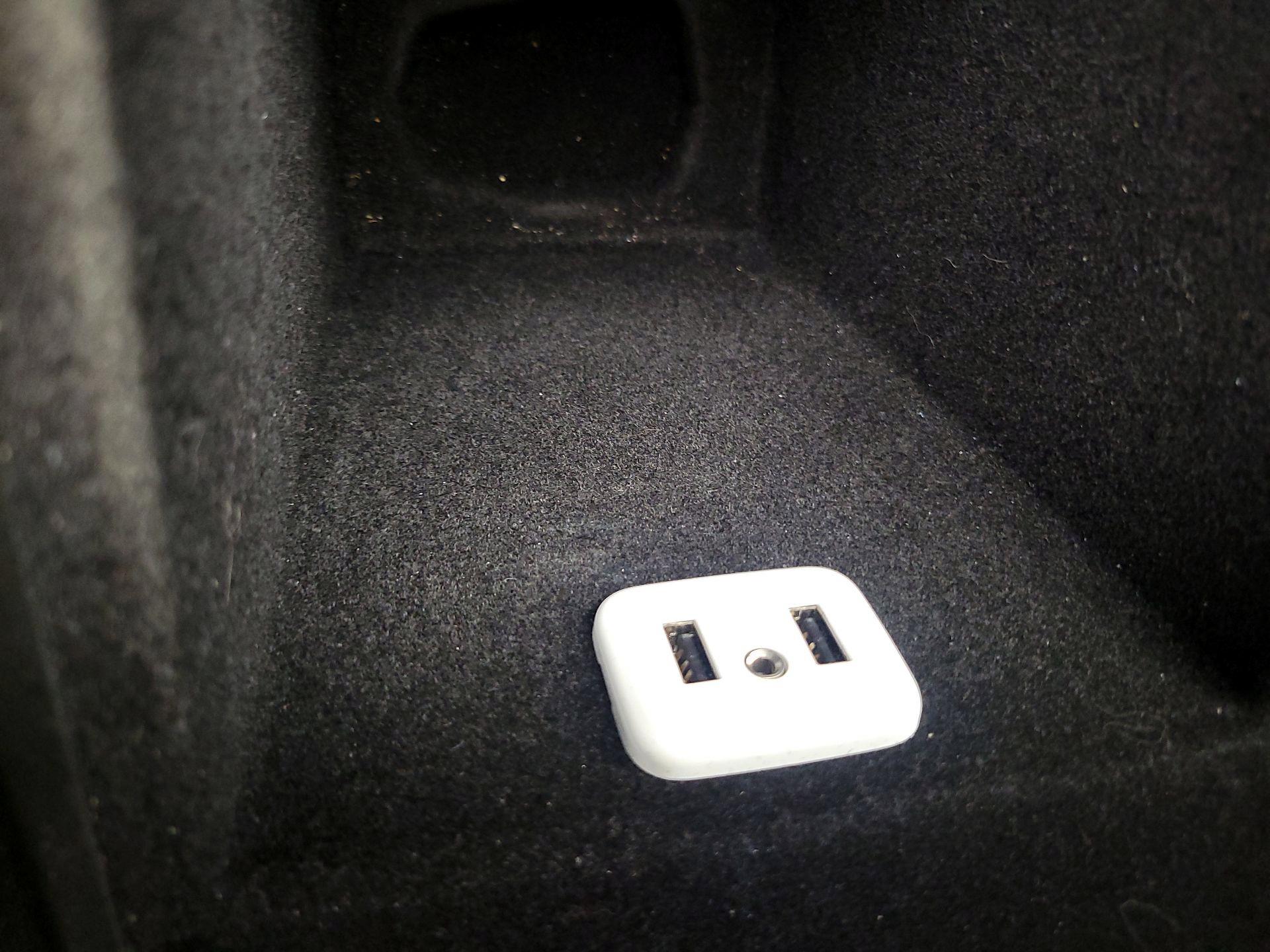 Thumbnail: 2017 Cadillac XT5 - 19