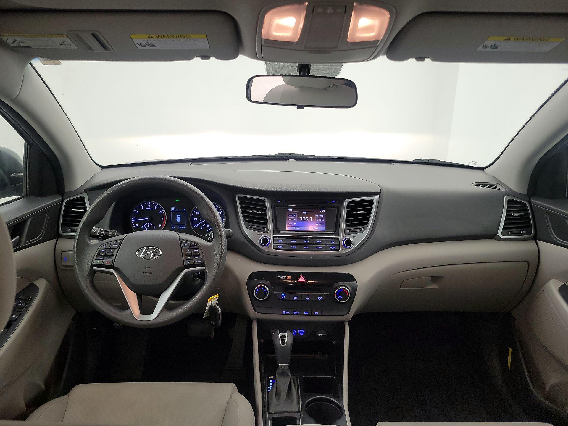 Thumbnail: 2016 Hyundai Tucson - 9