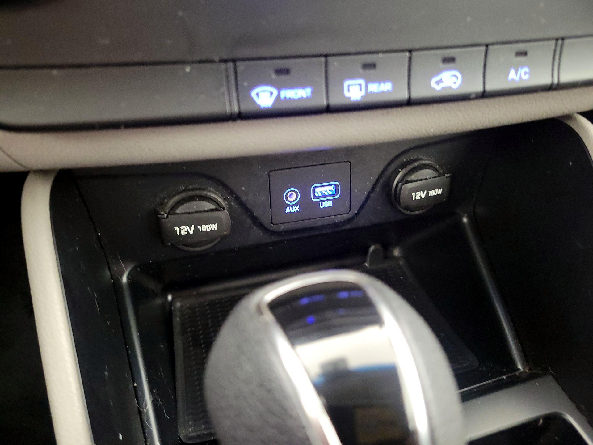 Thumbnail: 2016 Hyundai Tucson - 18