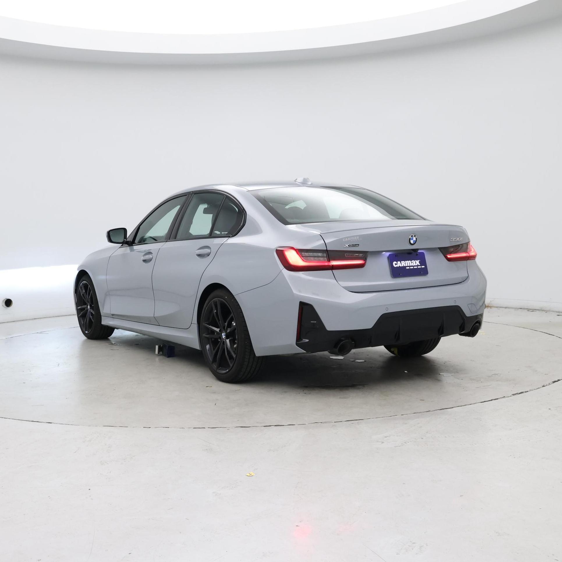 Thumbnail: 2023 BMW 3 Series - 2