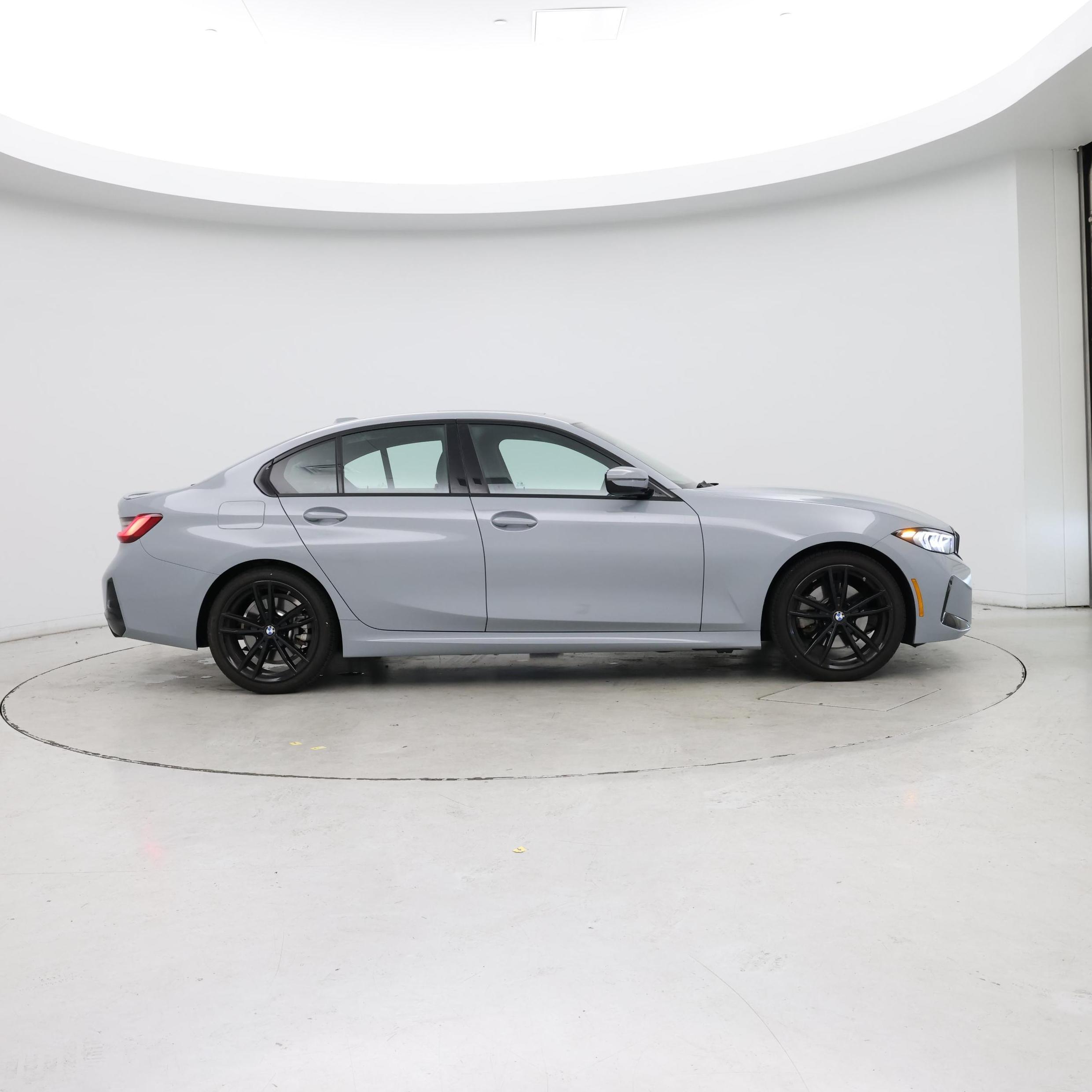 Thumbnail: 2023 BMW 3 Series - 7