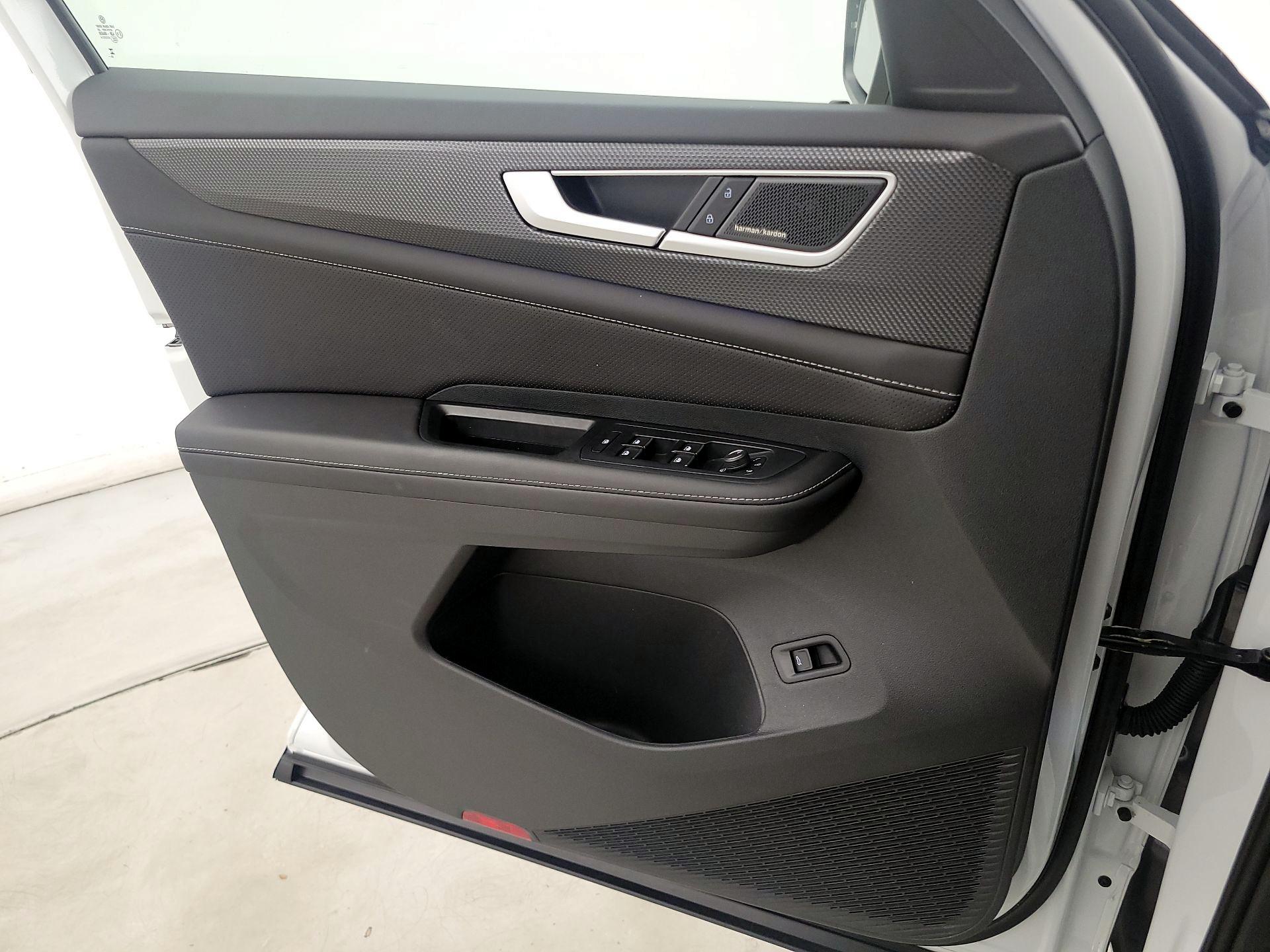 Thumbnail: 2025 Volkswagen Atlas - 12