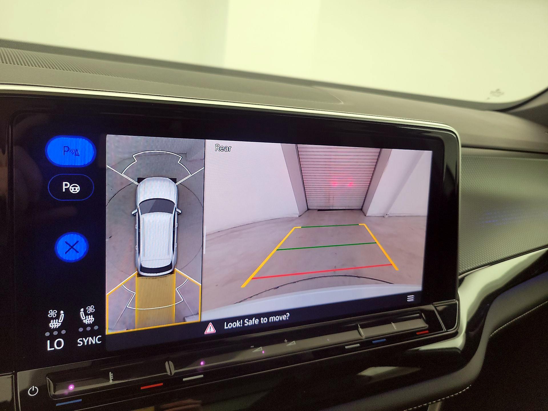 Thumbnail: 2025 Volkswagen Atlas - 15