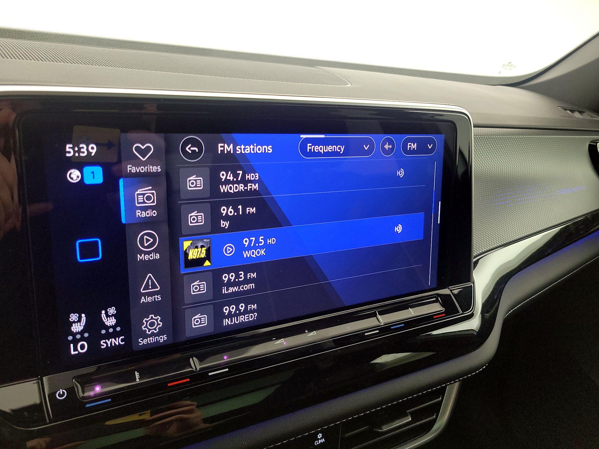 Thumbnail: 2025 Volkswagen Atlas - 16