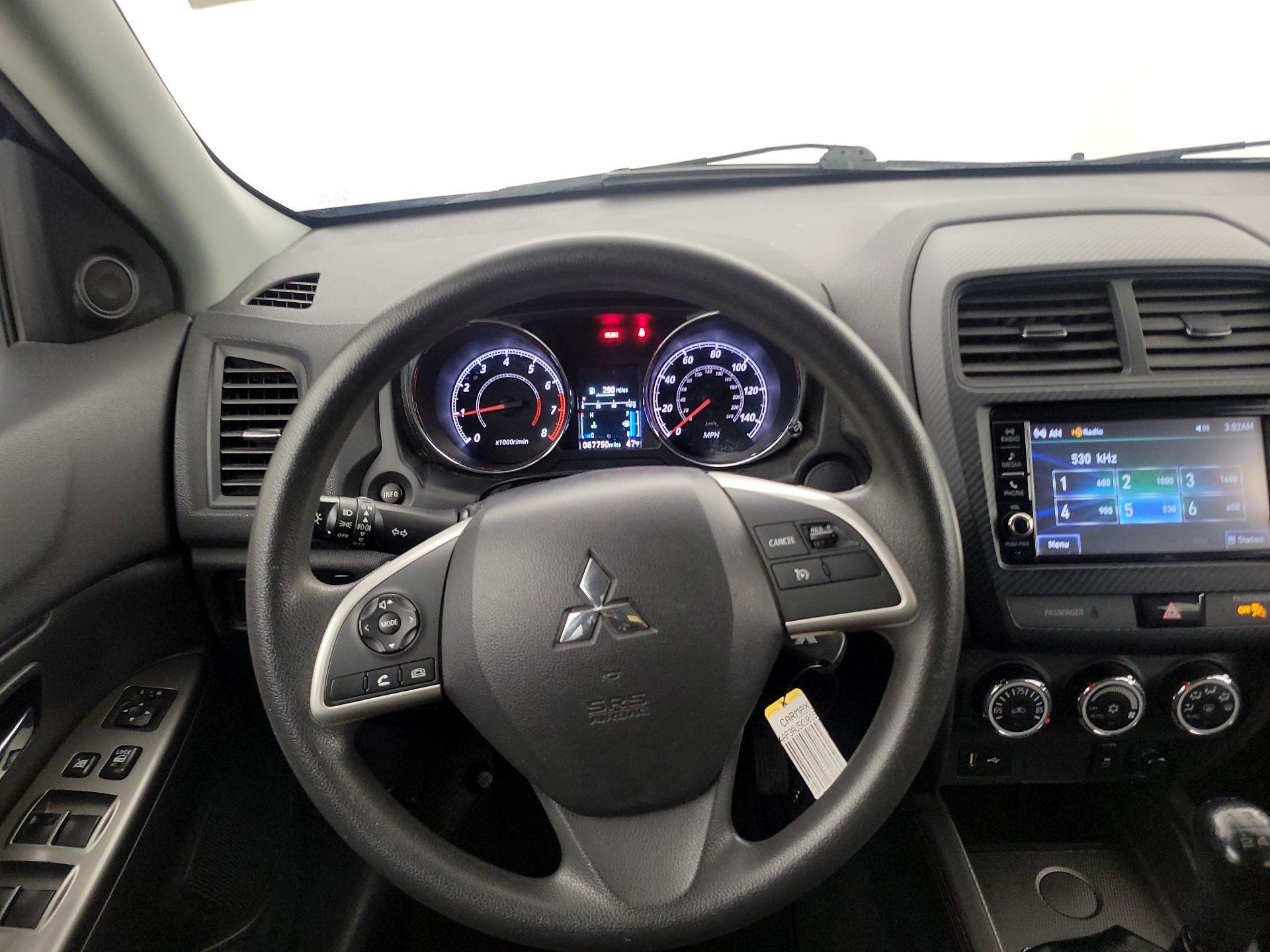 Thumbnail: 2019 Mitsubishi Outlander Sport - 10