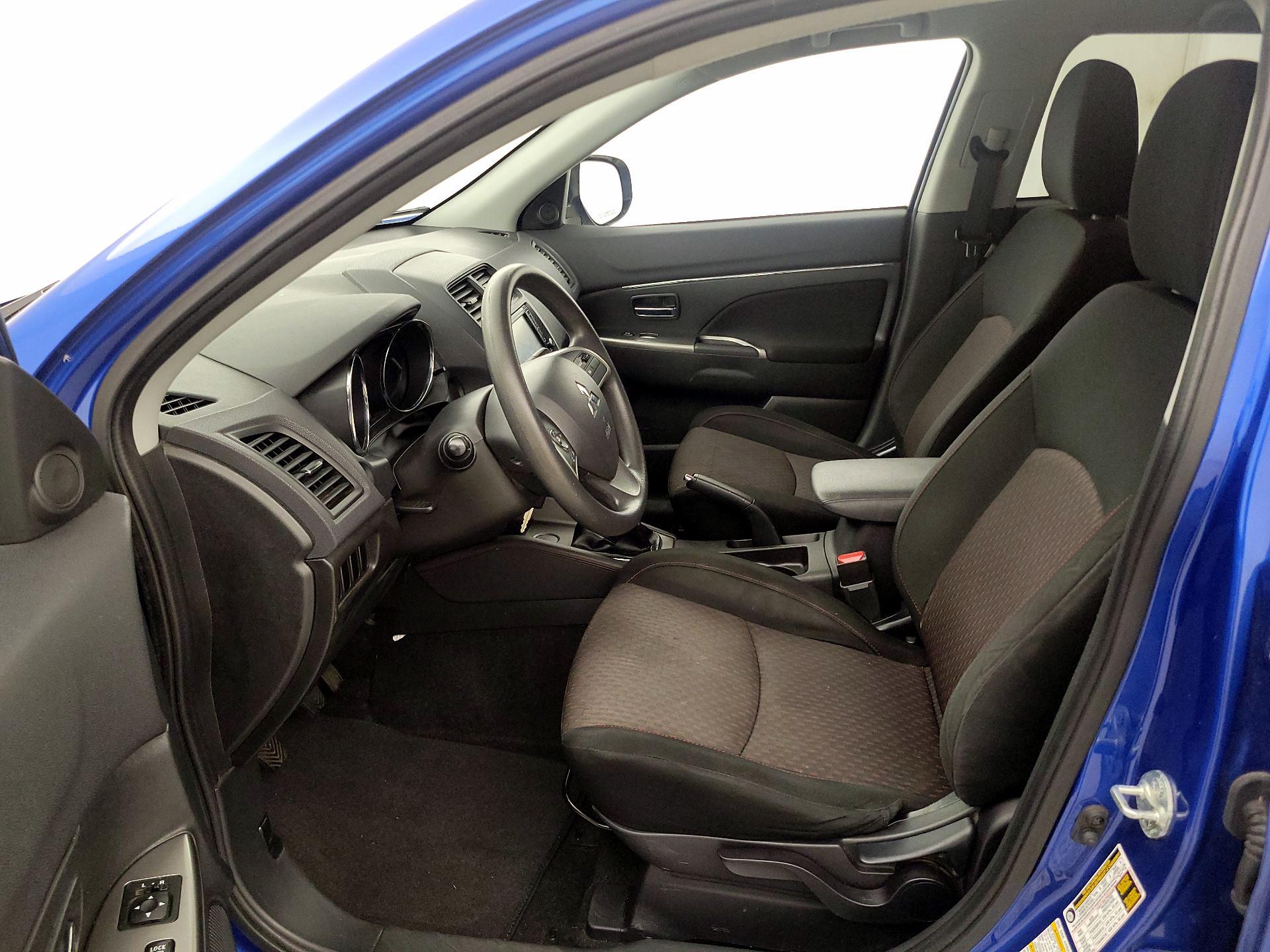 Thumbnail: 2019 Mitsubishi Outlander Sport - 11