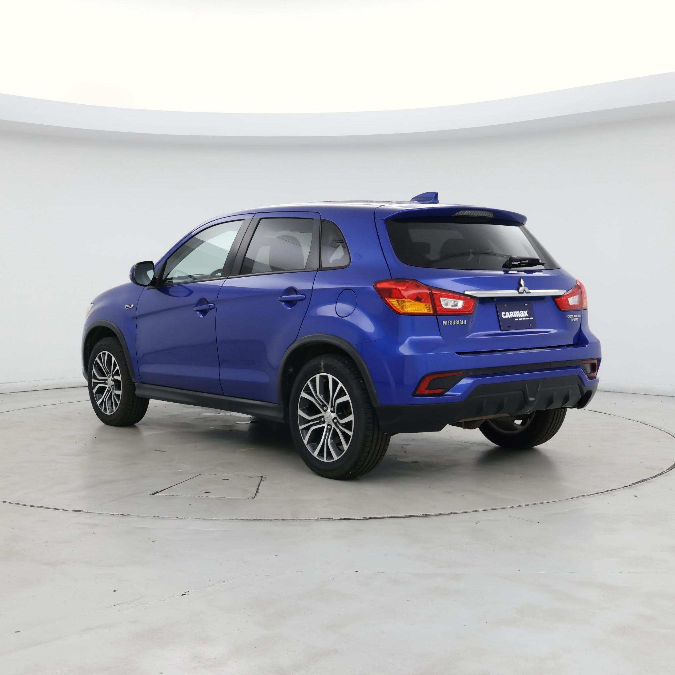 Thumbnail: 2019 Mitsubishi Outlander Sport - 2