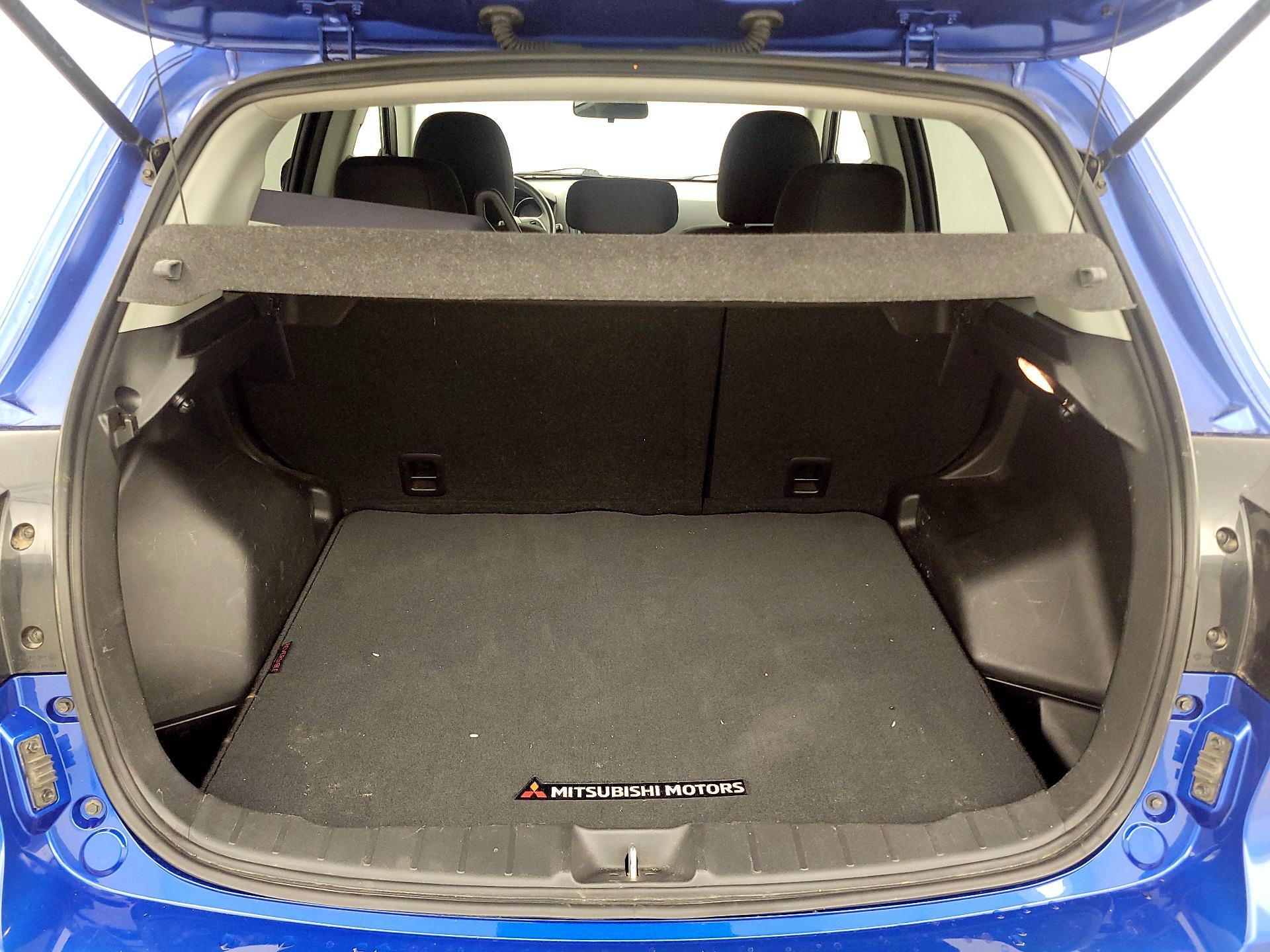 Thumbnail: 2019 Mitsubishi Outlander Sport - 20