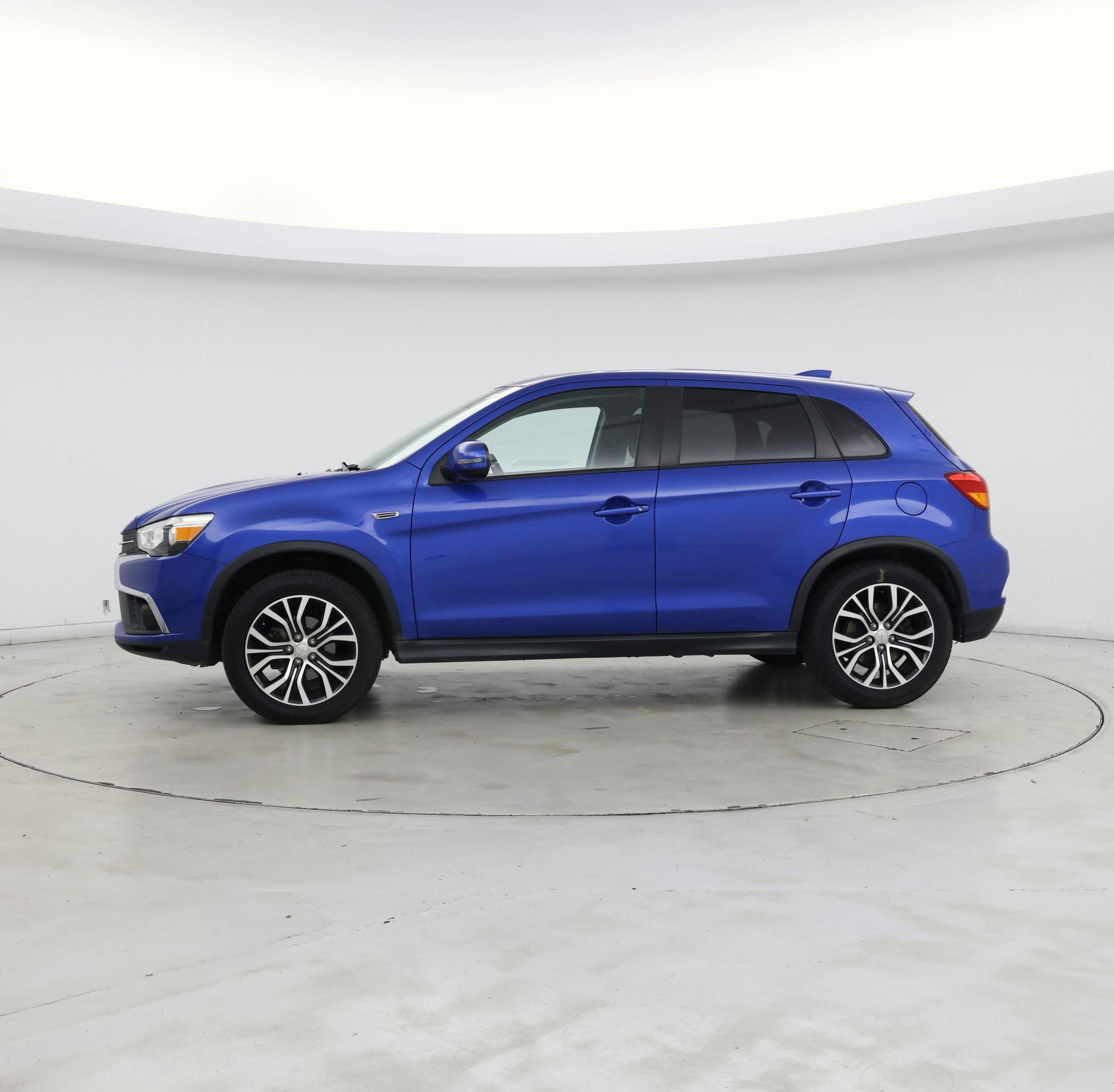 Thumbnail: 2019 Mitsubishi Outlander Sport - 3