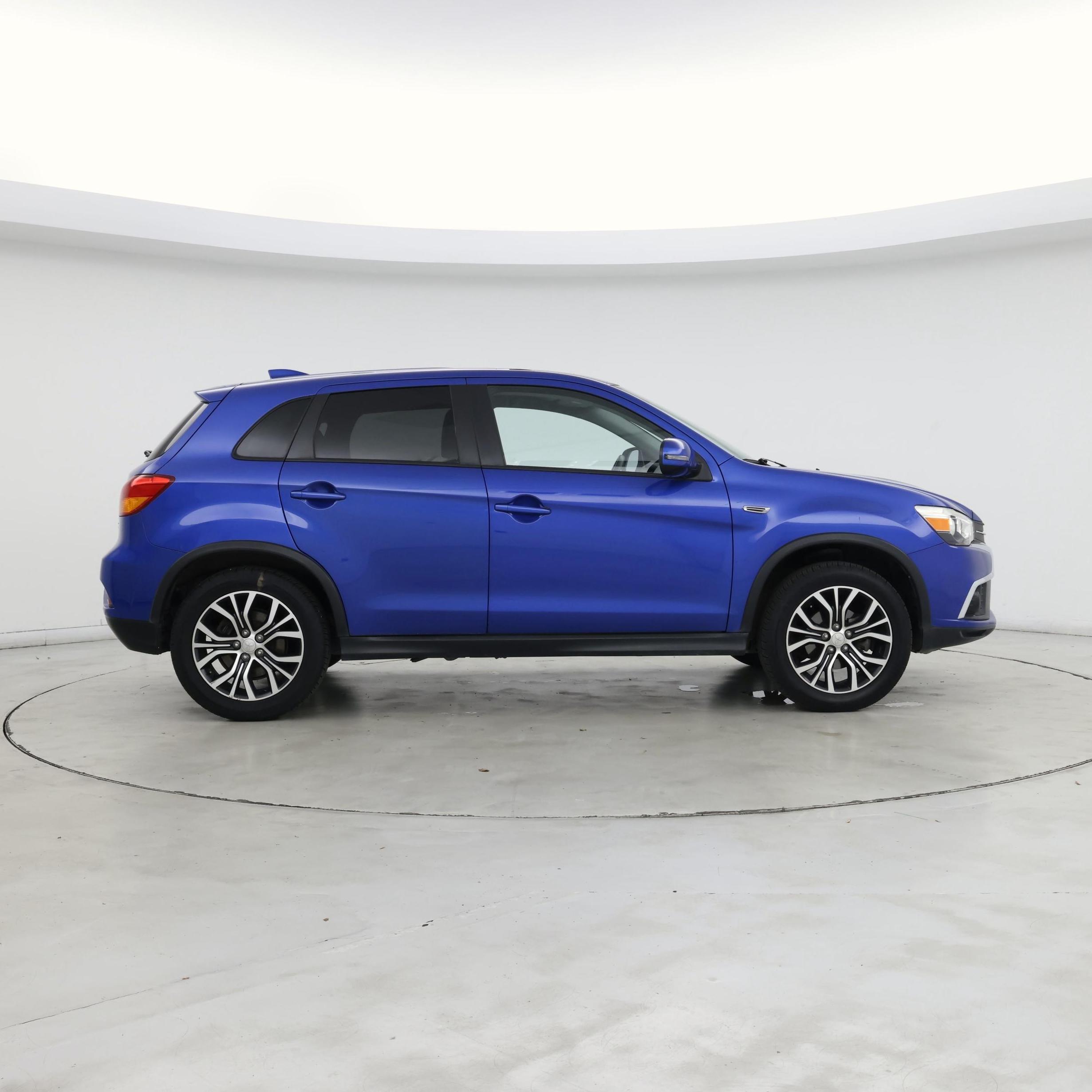 Thumbnail: 2019 Mitsubishi Outlander Sport - 7