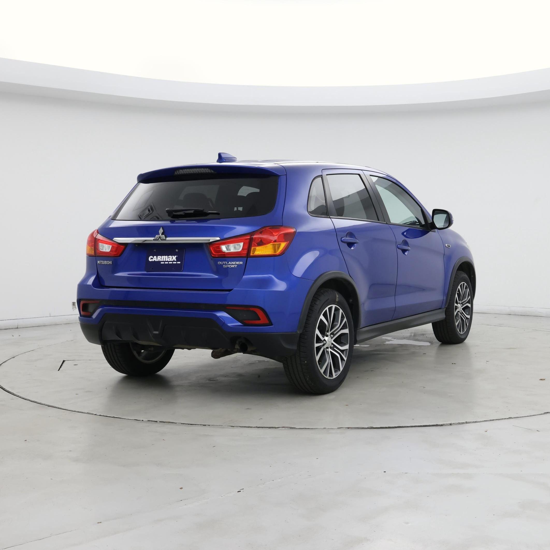 Thumbnail: 2019 Mitsubishi Outlander Sport - 8