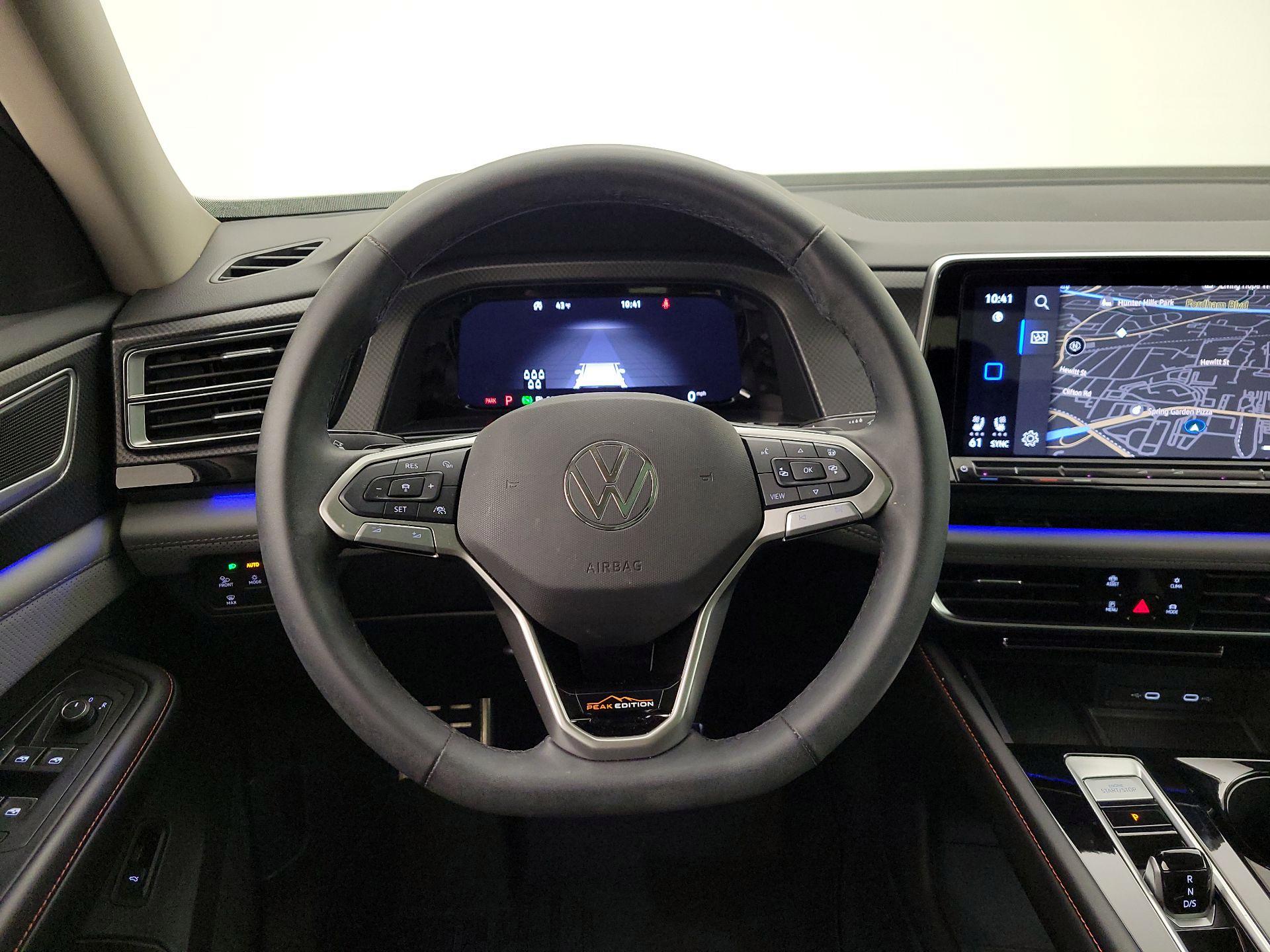 Thumbnail: 2024 Volkswagen Atlas - 10