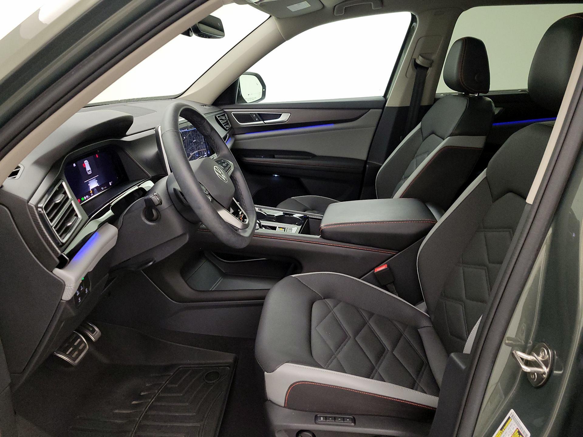 Thumbnail: 2024 Volkswagen Atlas - 11