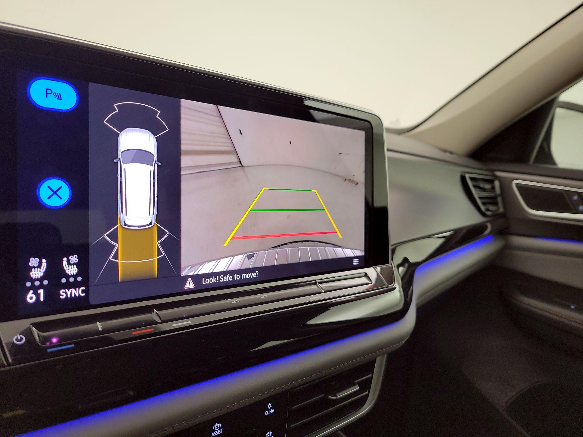 Thumbnail: 2024 Volkswagen Atlas - 15