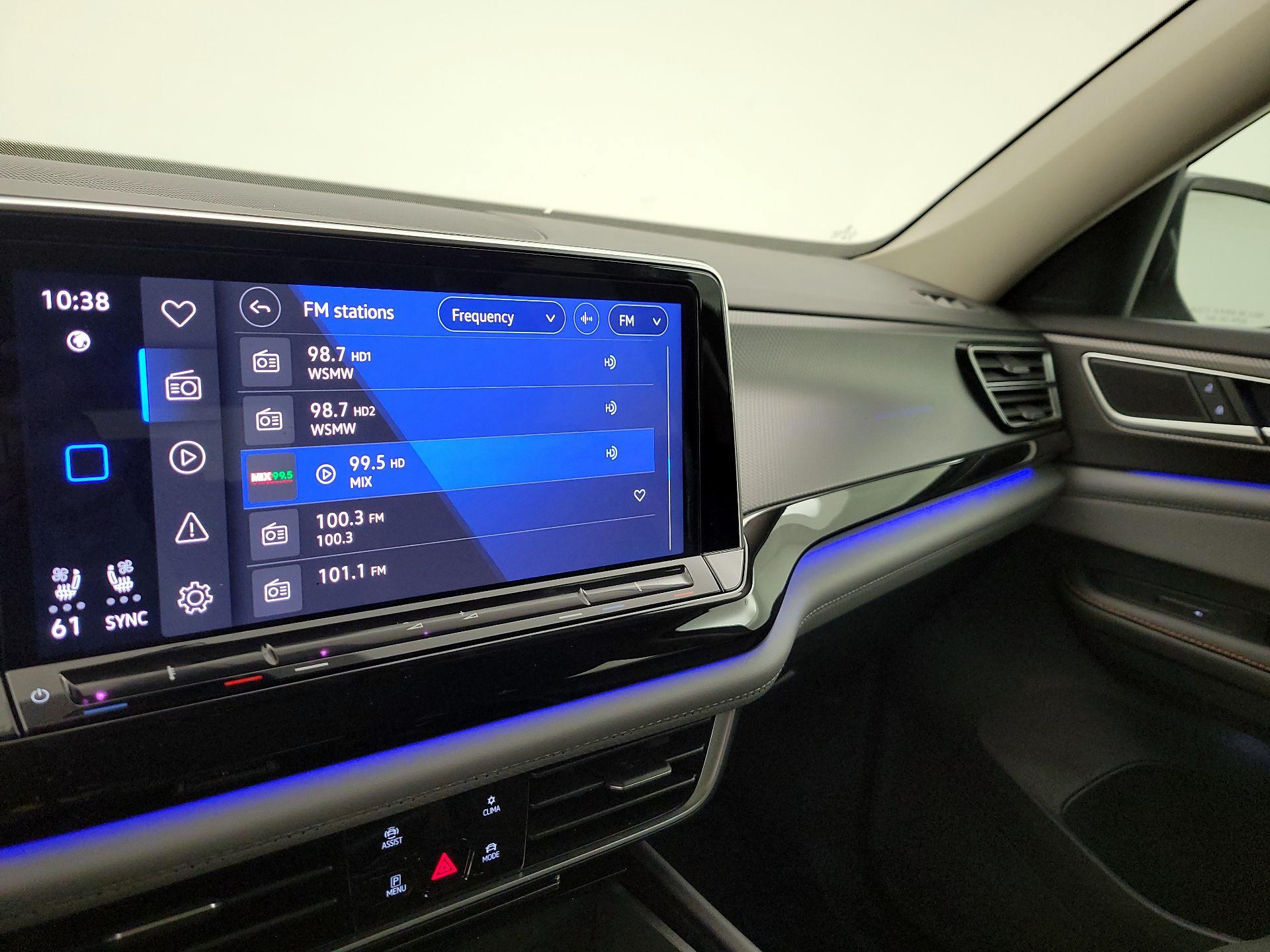 Thumbnail: 2024 Volkswagen Atlas - 16