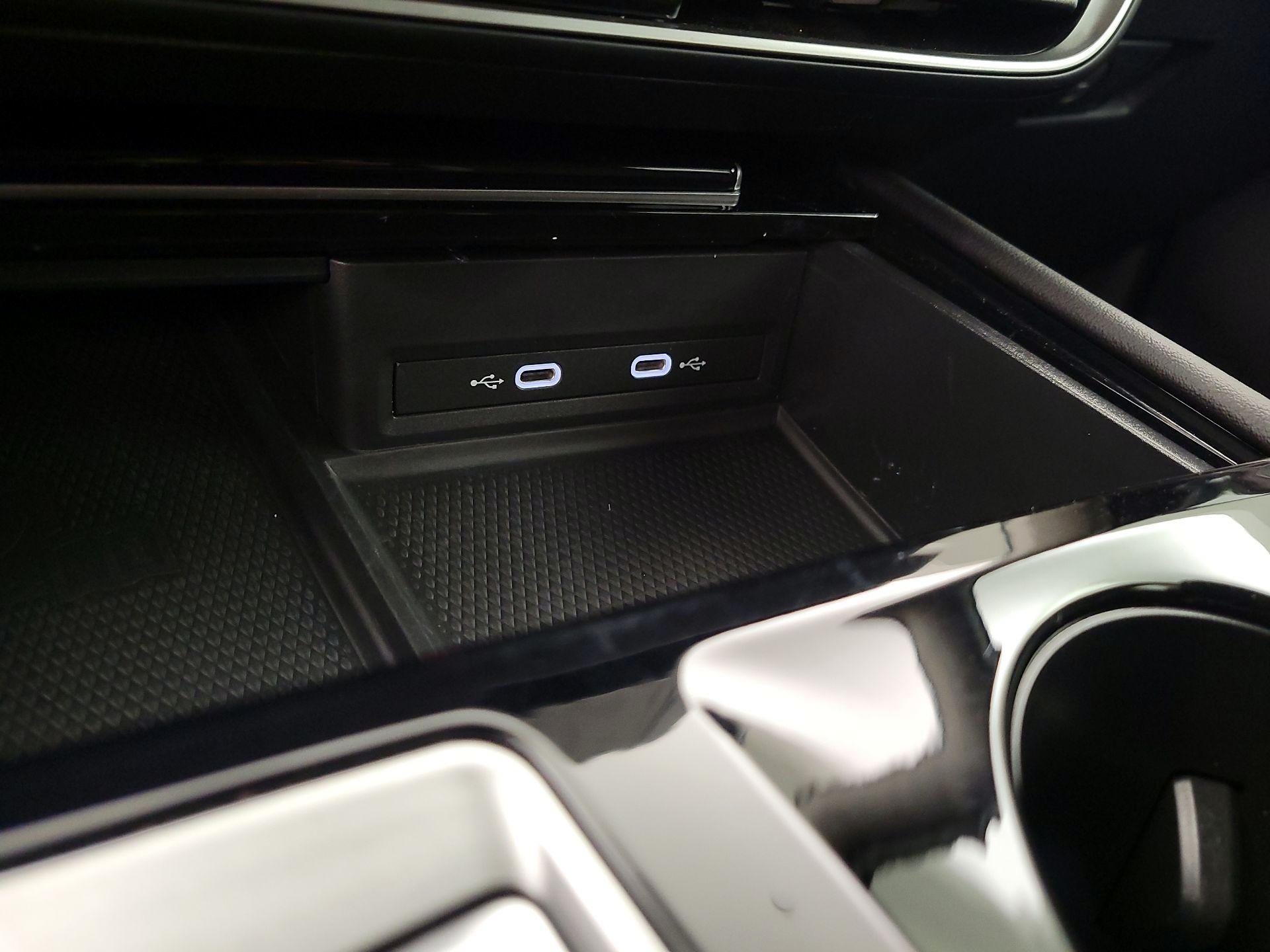 Thumbnail: 2024 Volkswagen Atlas - 19