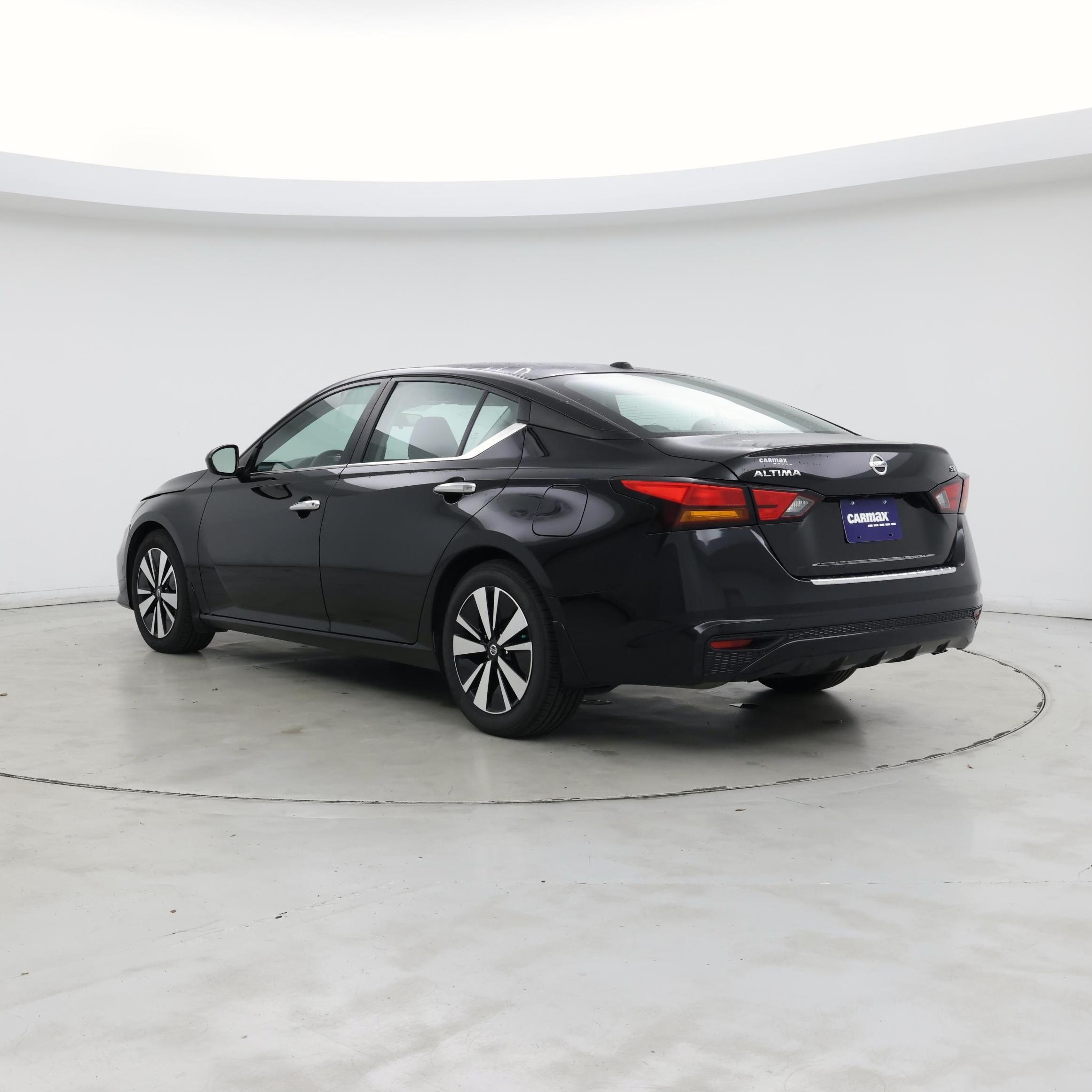 Thumbnail: 2022 Nissan Altima - 2