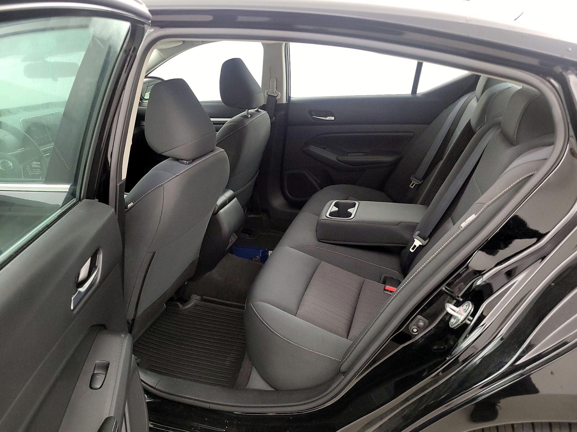 Thumbnail: 2022 Nissan Altima - 19