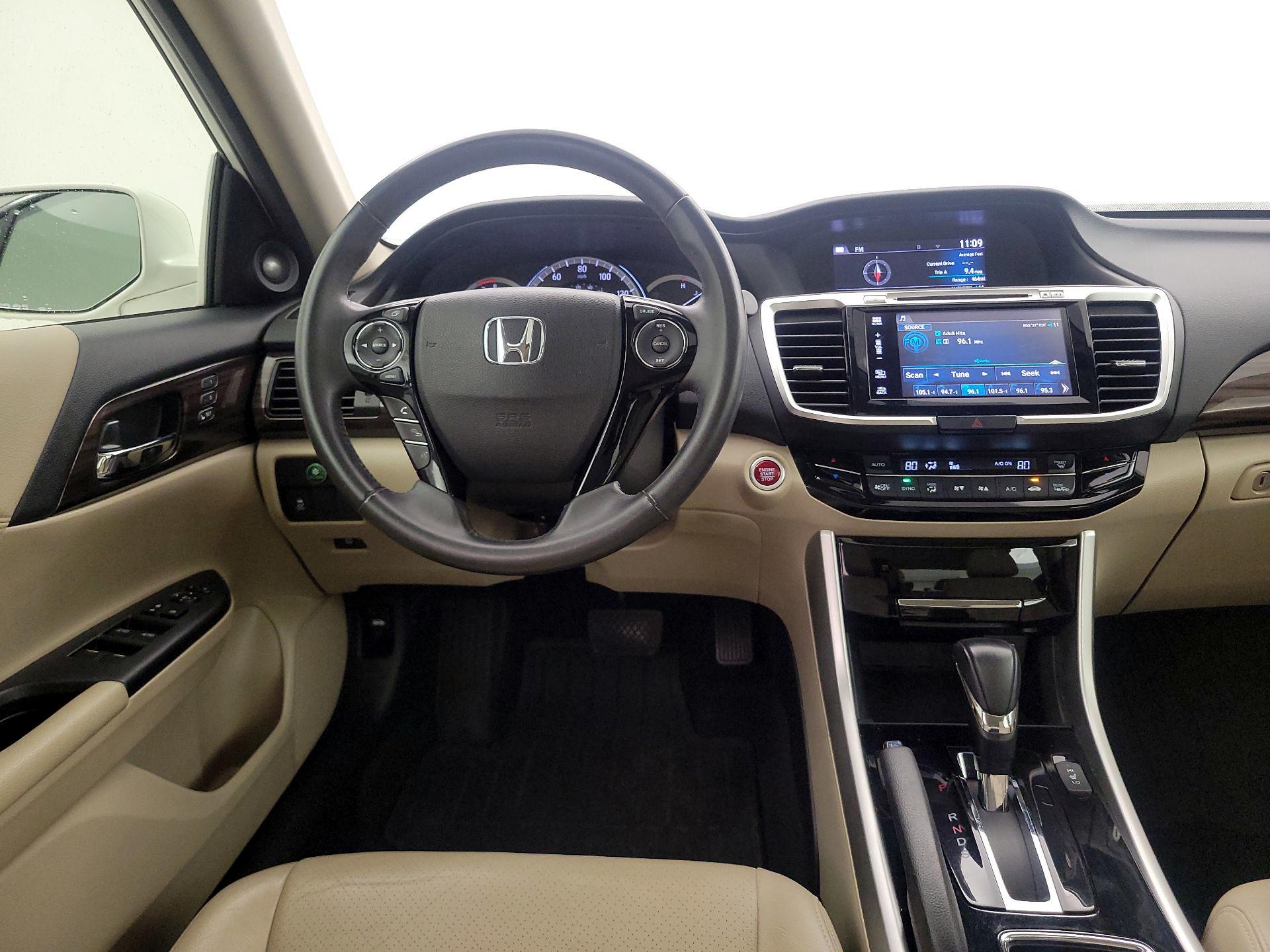 Thumbnail: 2017 Honda Accord - 10