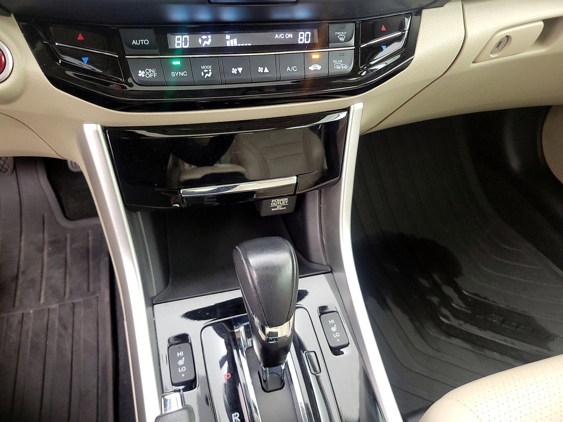 Thumbnail: 2017 Honda Accord - 16