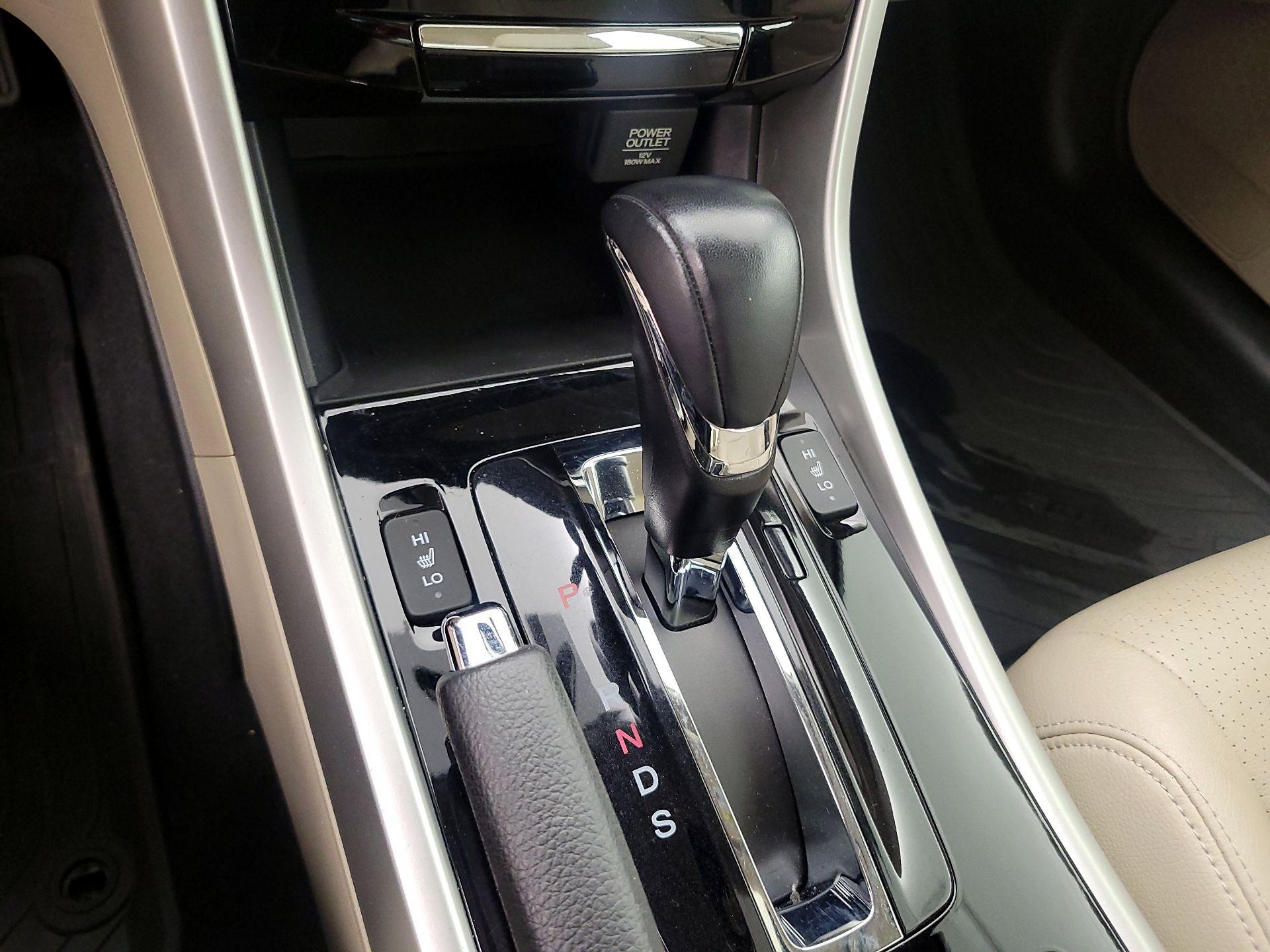 Thumbnail: 2017 Honda Accord - 17