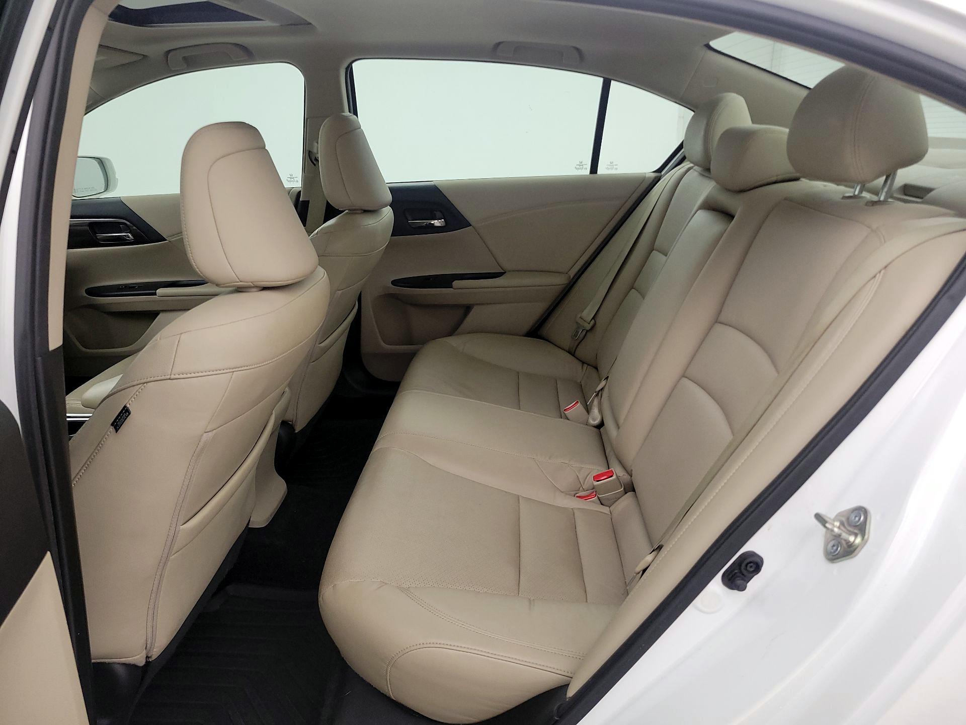 Thumbnail: 2017 Honda Accord - 20