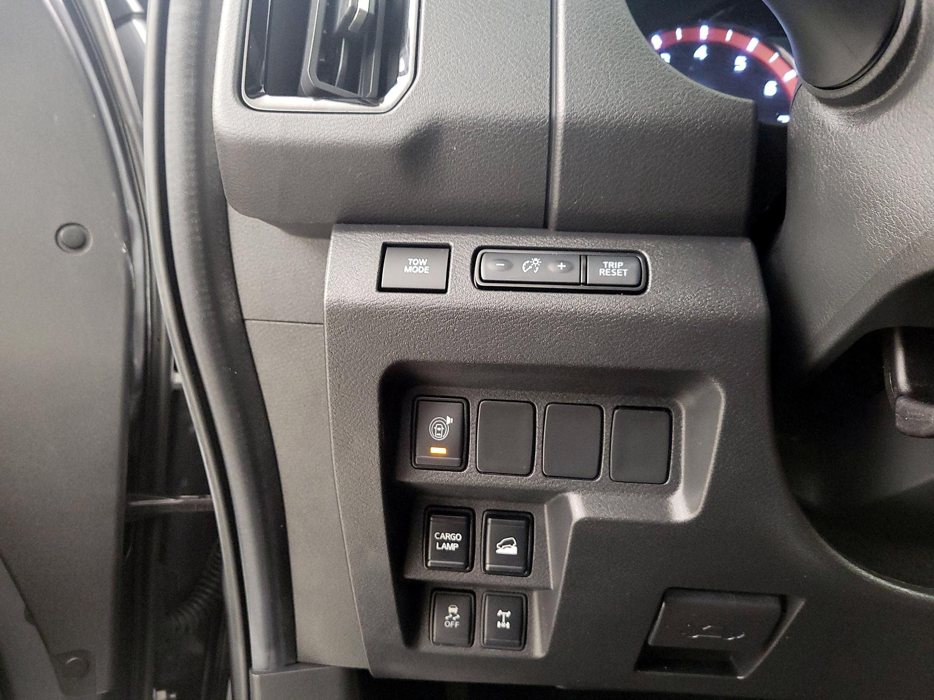 Thumbnail: 2025 Nissan Frontier - 13