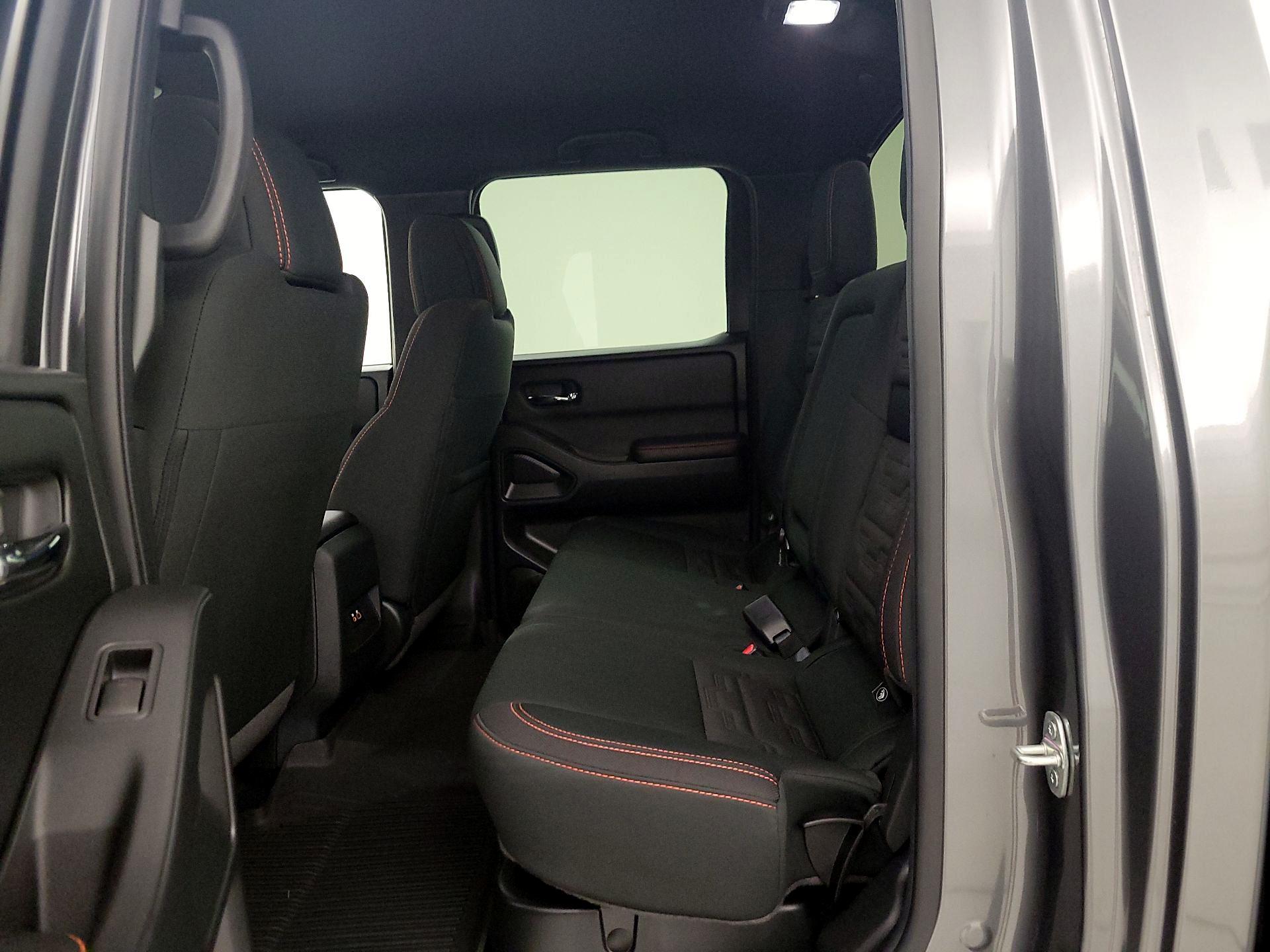 Thumbnail: 2025 Nissan Frontier - 19