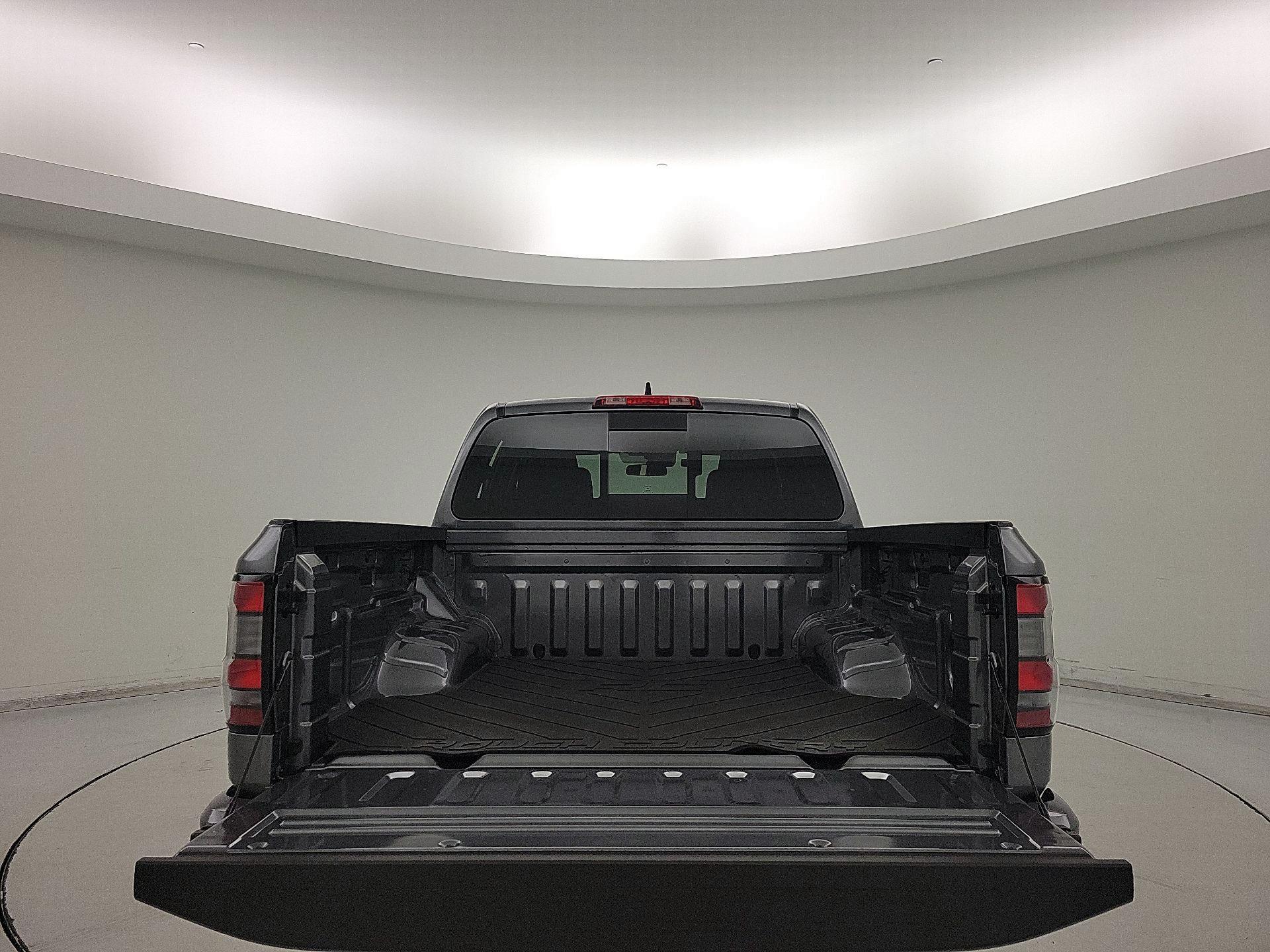 Thumbnail: 2025 Nissan Frontier - 20