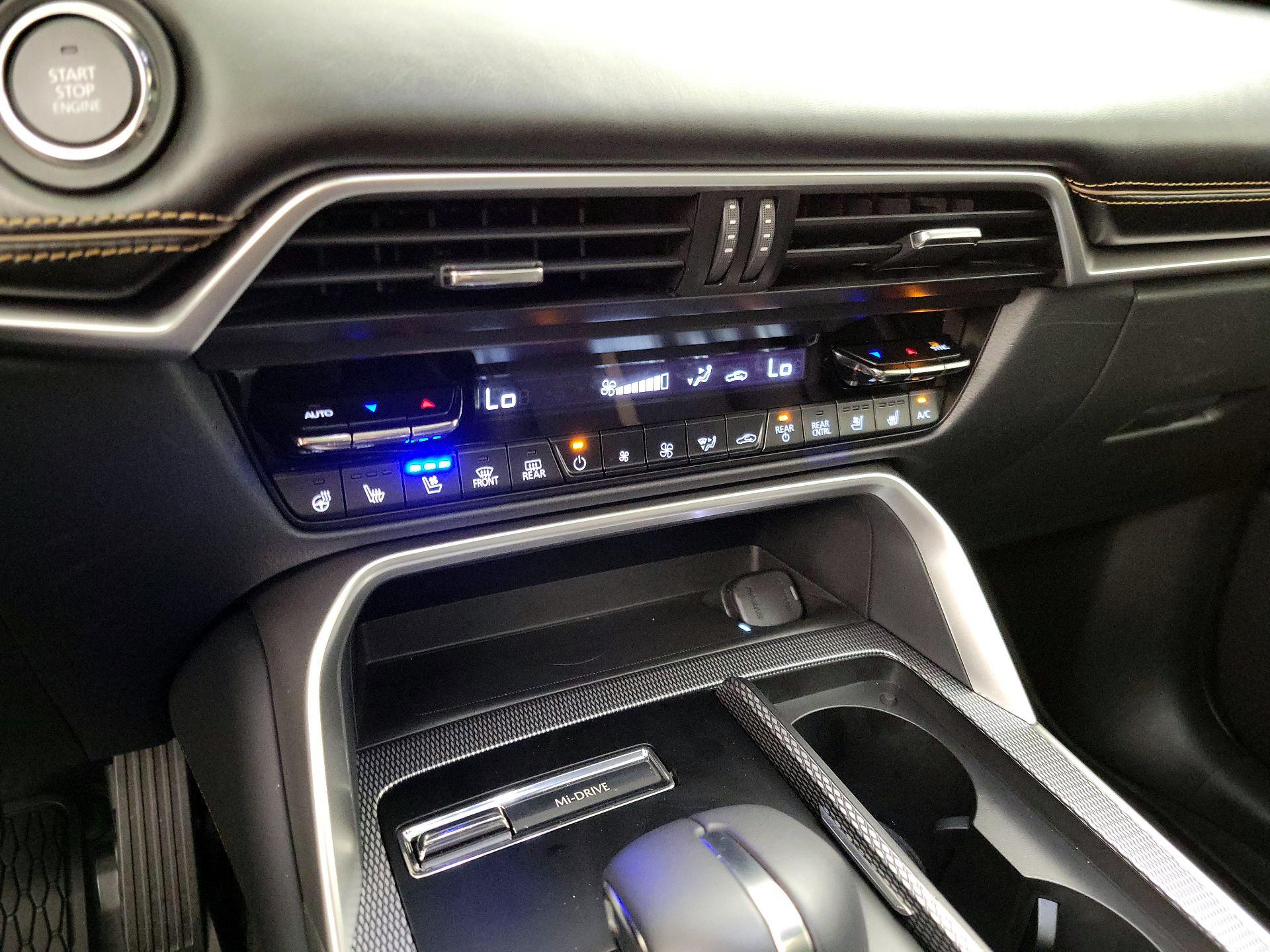 Thumbnail: 2025 Mazda CX-70 - 16