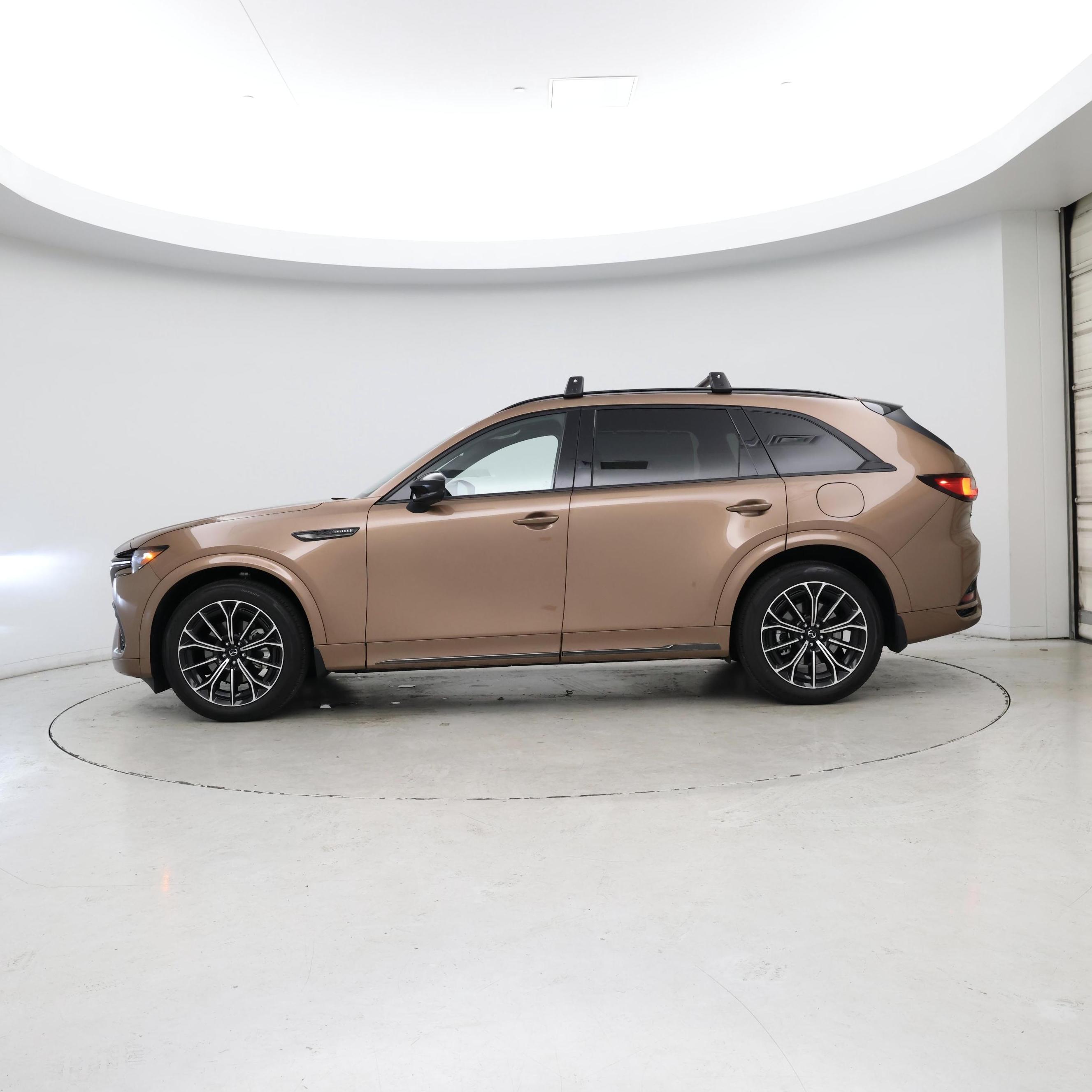 Thumbnail: 2025 Mazda CX-70 - 3