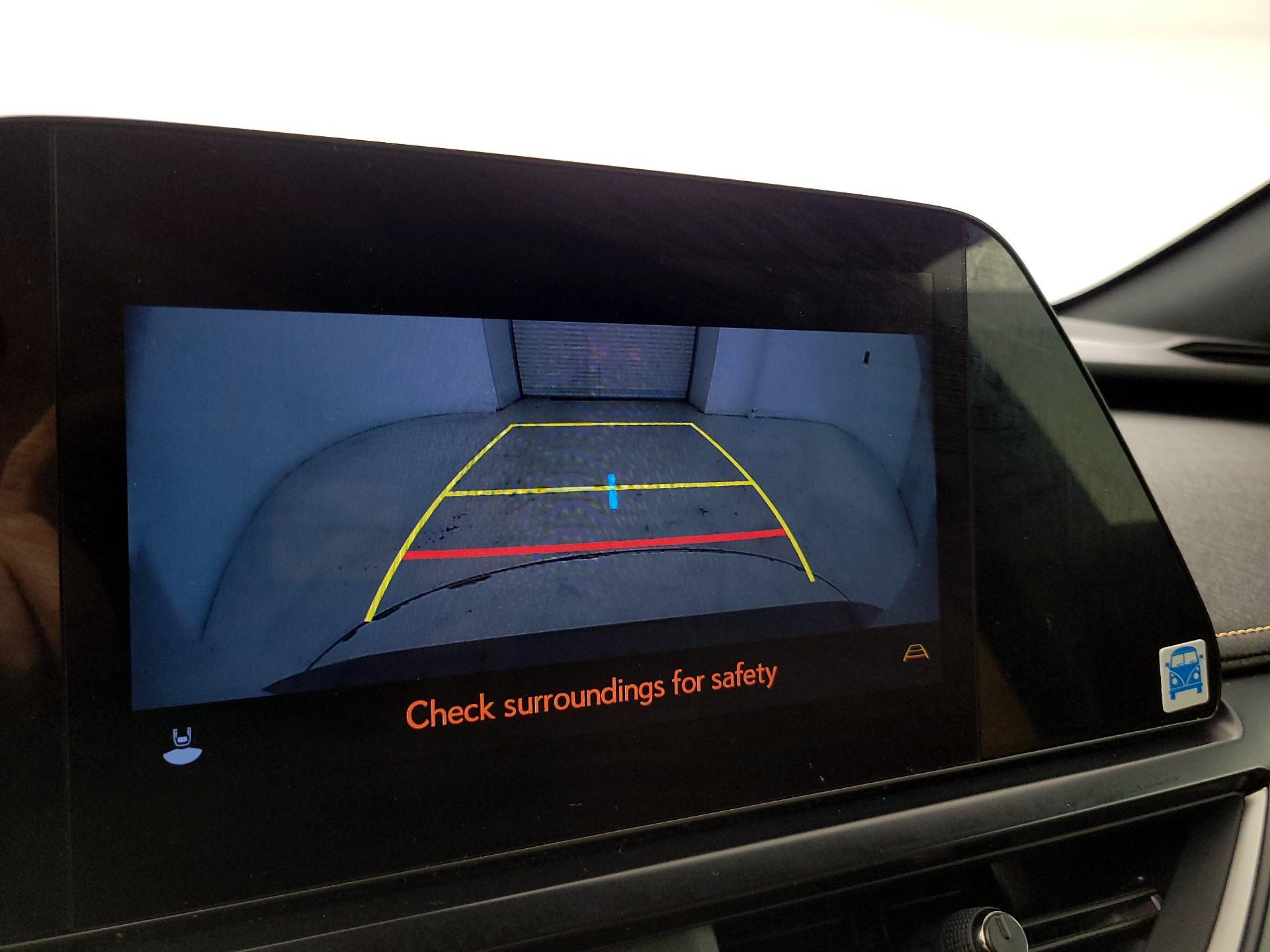 Thumbnail: 2024 Lexus UX - 14