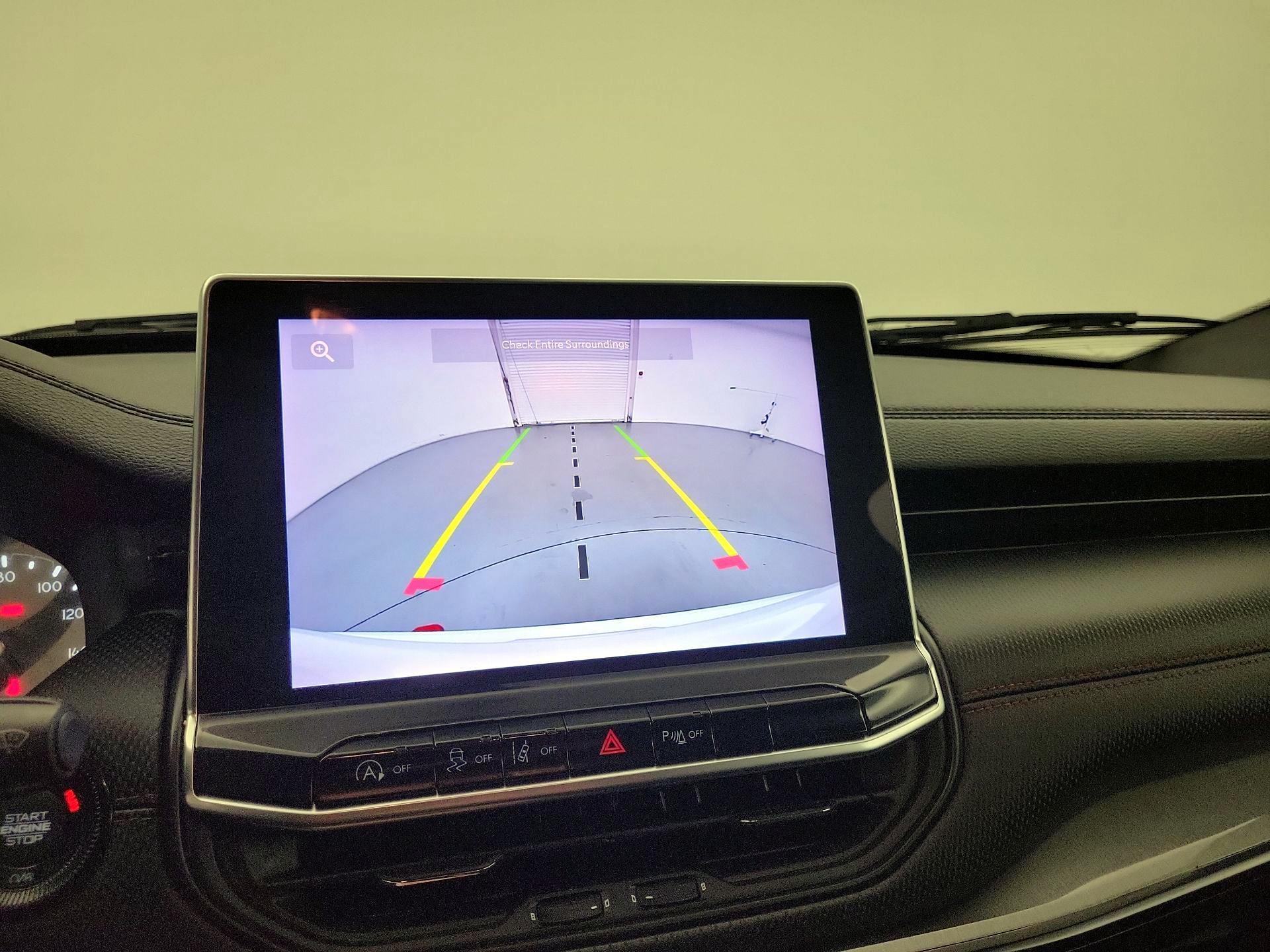 Thumbnail: 2023 Jeep Compass - 12