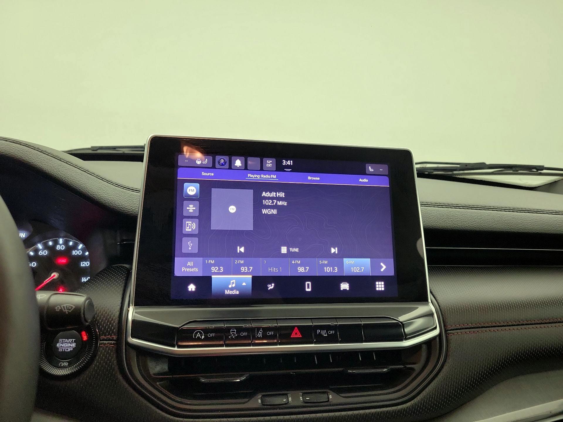 Thumbnail: 2023 Jeep Compass - 13