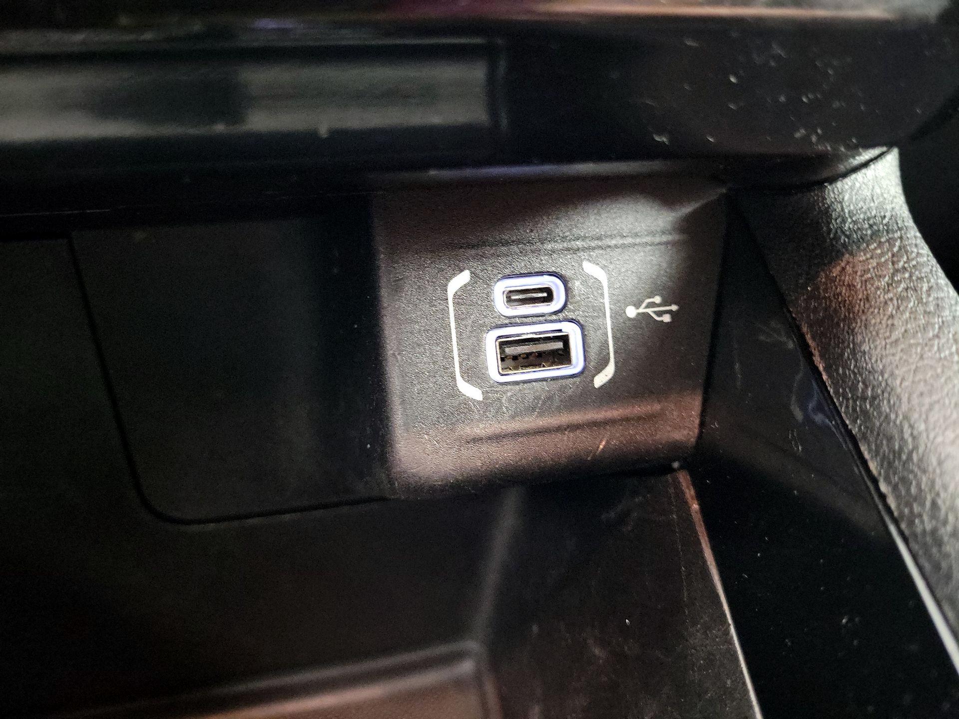 Thumbnail: 2023 Jeep Compass - 16