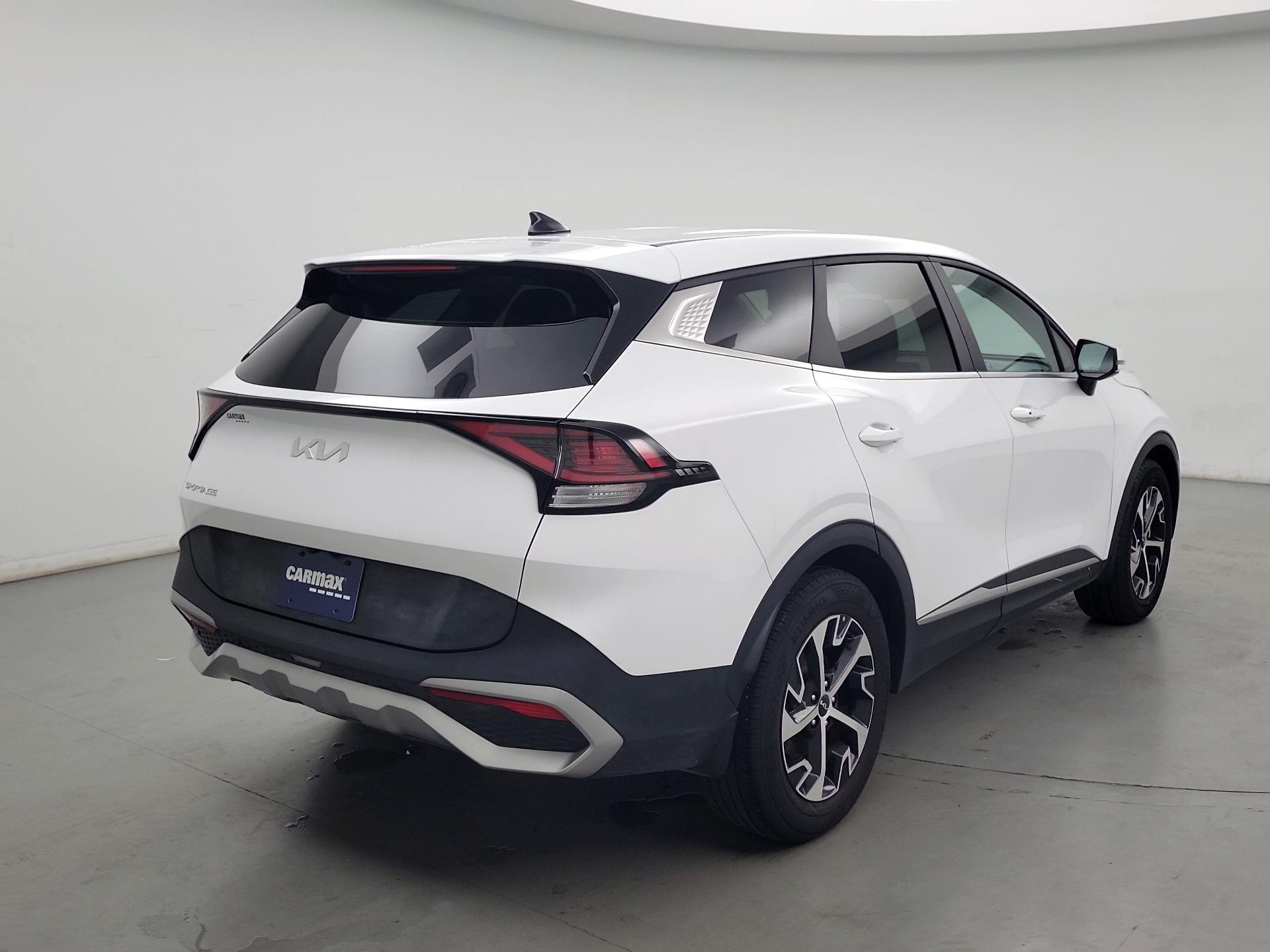 Thumbnail: 2023 Kia Sportage - 5