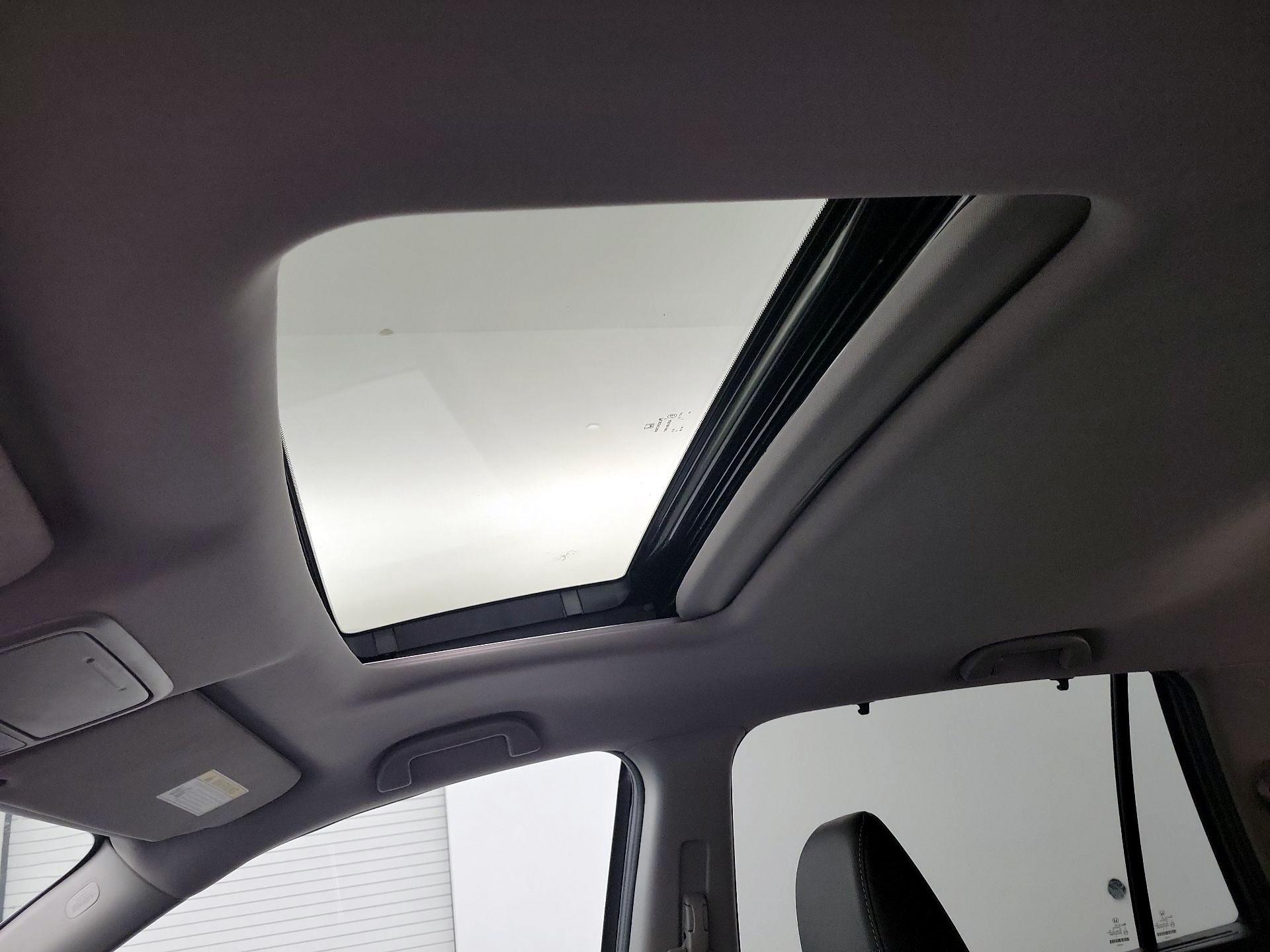 Thumbnail: 2022 Honda Pilot - 17