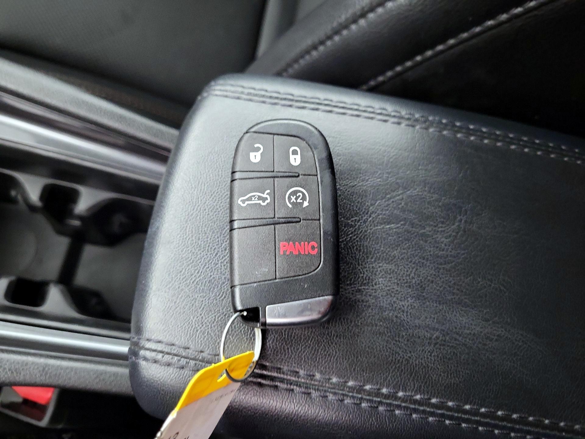 Thumbnail: 2023 Jeep Compass - 20