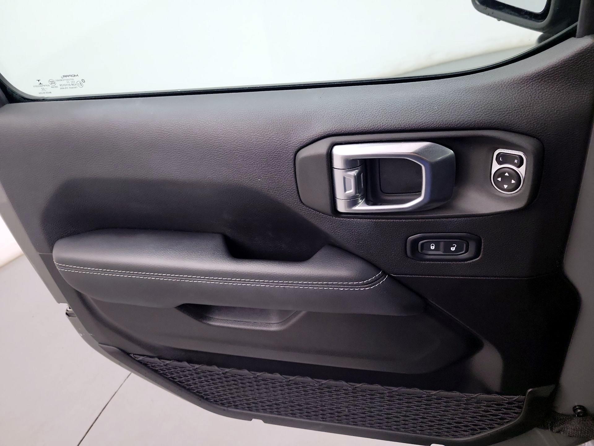 Thumbnail: 2022 Jeep Gladiator - 10