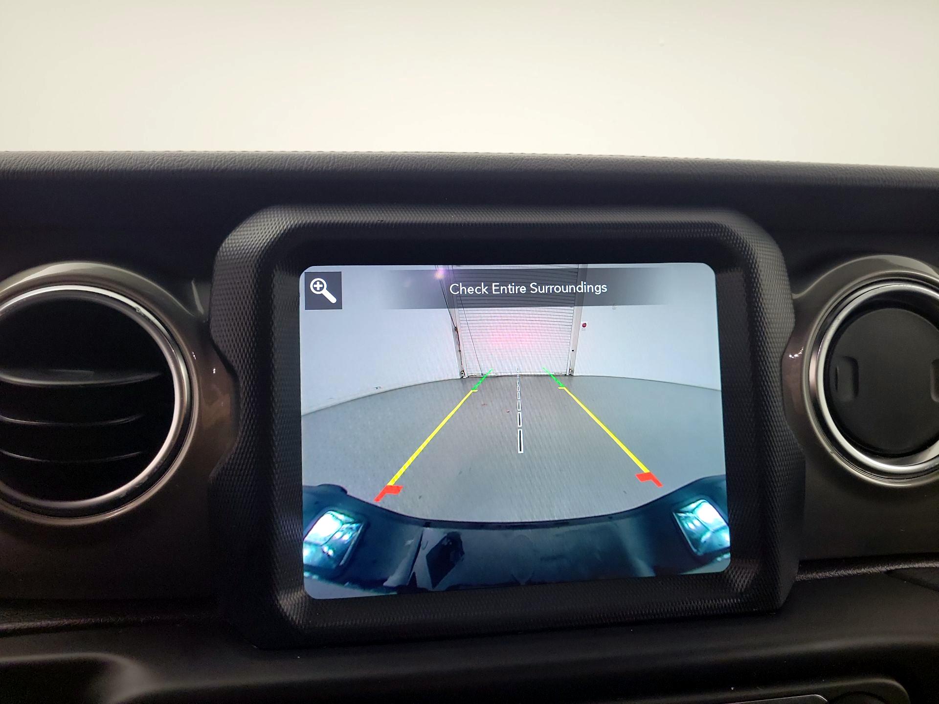 Thumbnail: 2022 Jeep Gladiator - 13