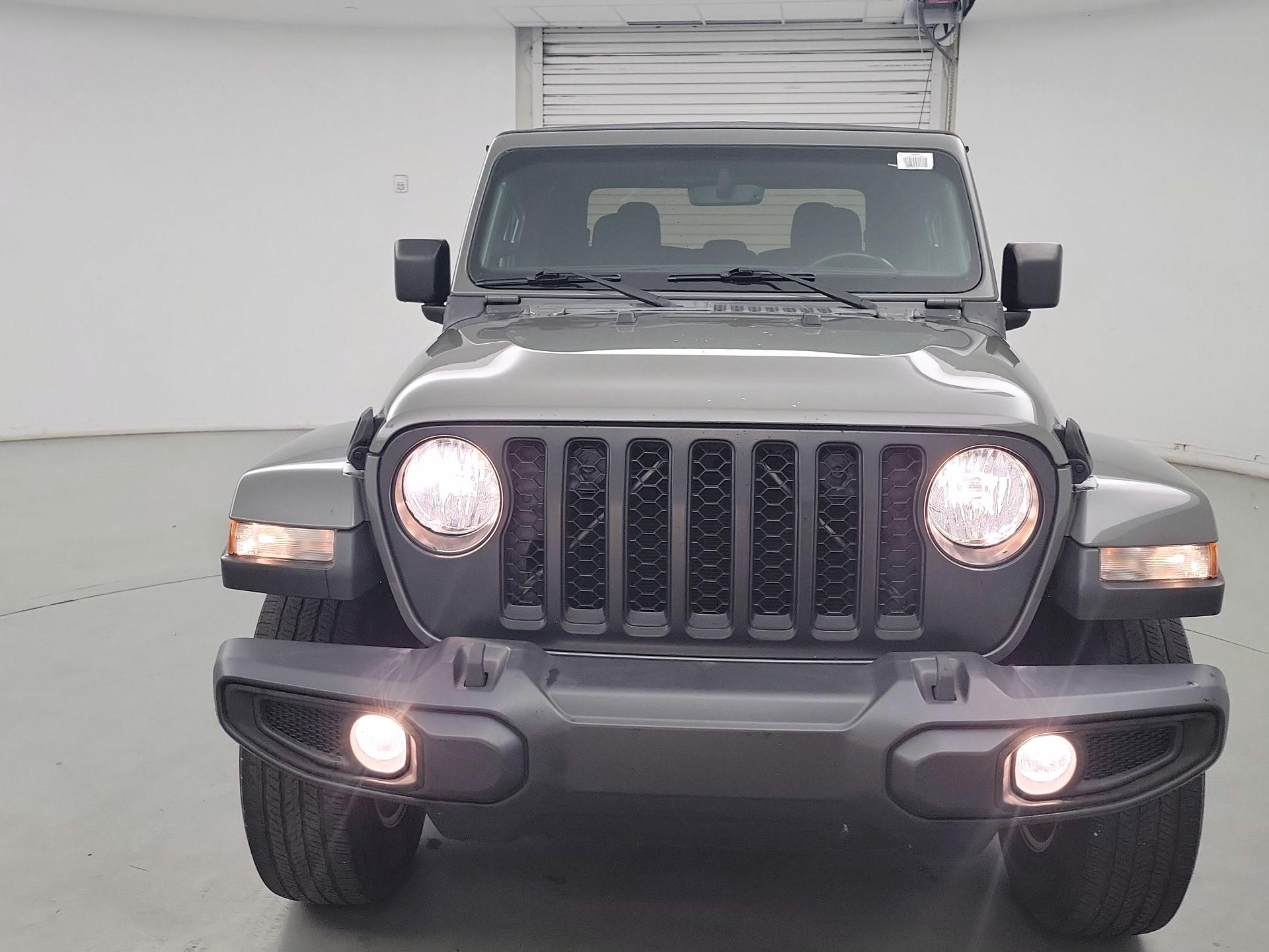 Thumbnail: 2022 Jeep Gladiator - 2