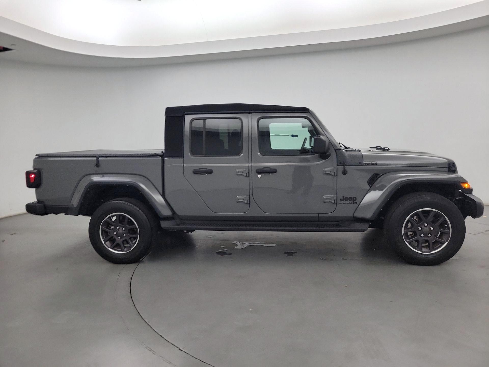 Thumbnail: 2022 Jeep Gladiator - 4