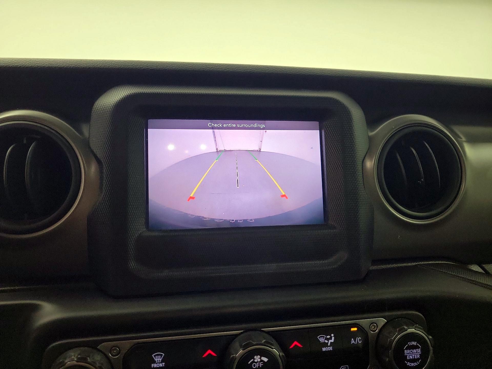 Thumbnail: 2021 Jeep Wrangler - 12