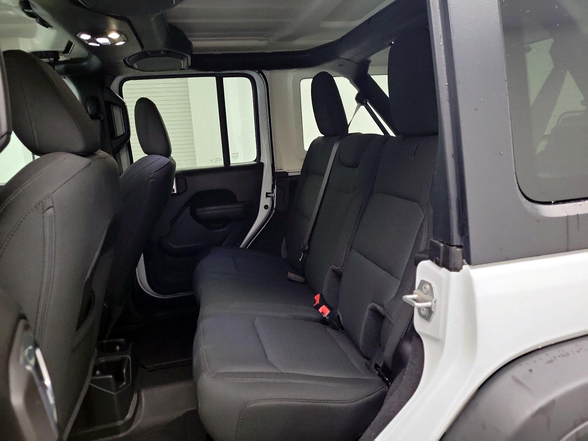 Thumbnail: 2021 Jeep Wrangler - 17