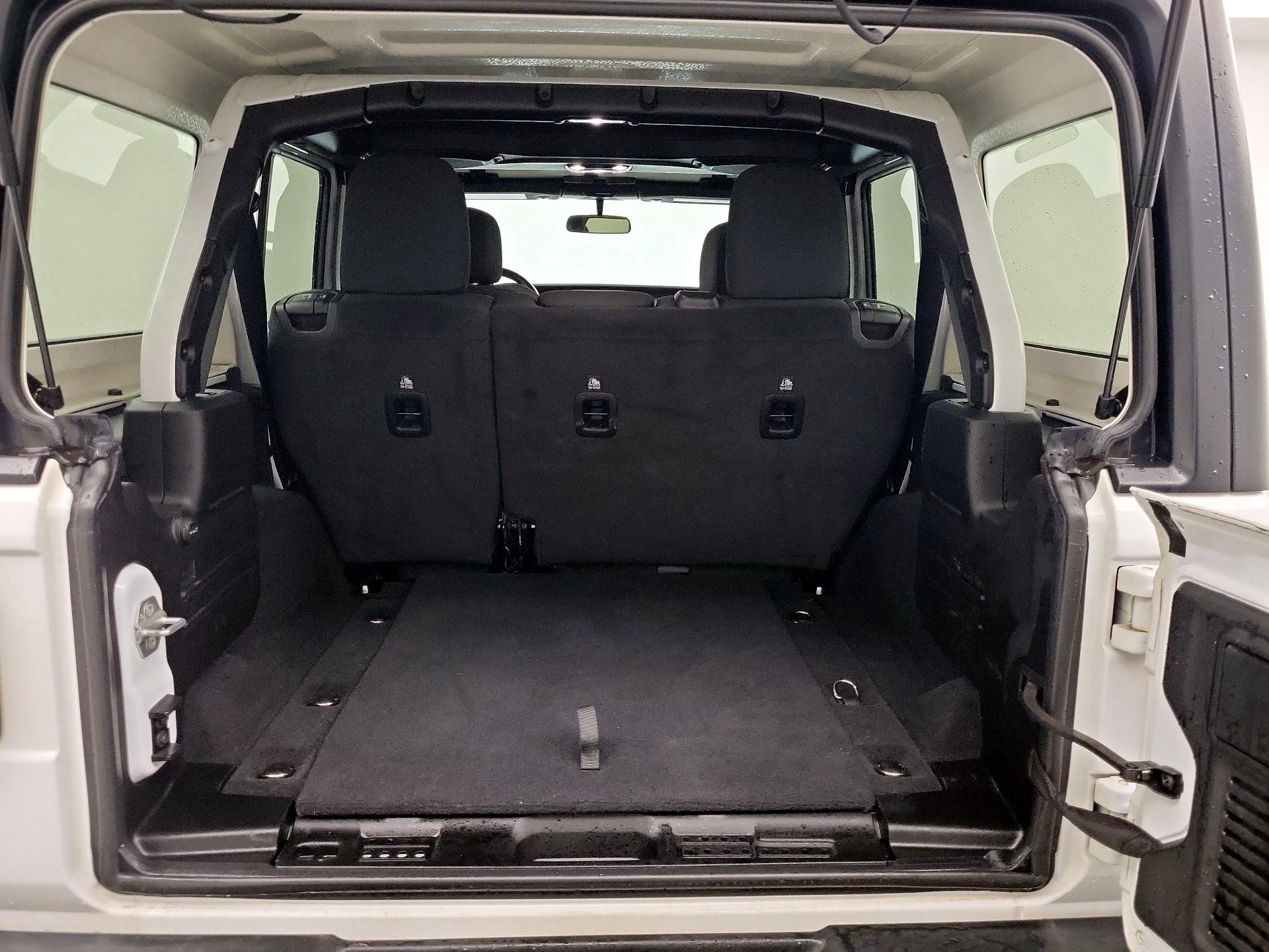 Thumbnail: 2021 Jeep Wrangler - 18