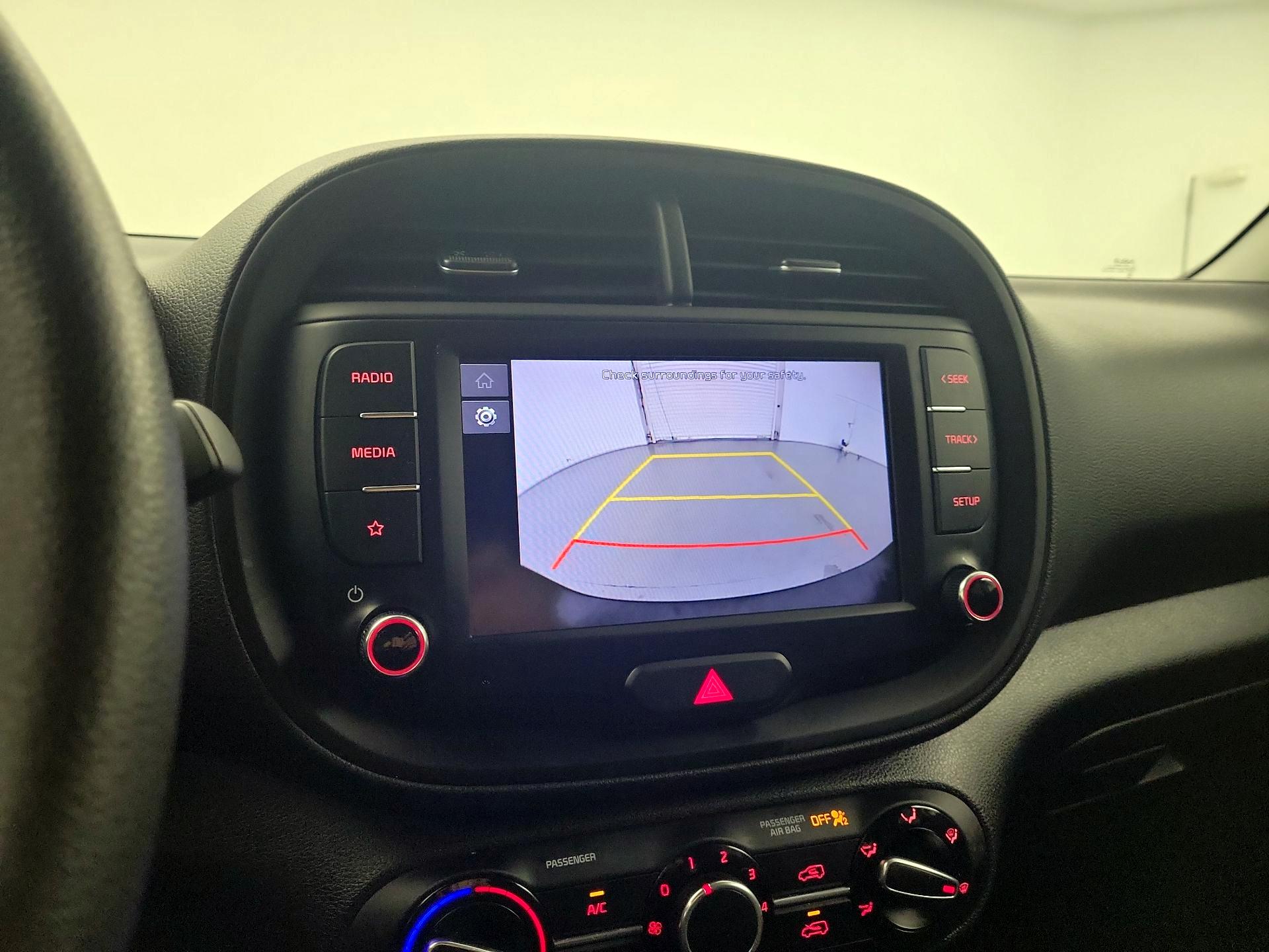 Thumbnail: 2022 Kia Soul - 12